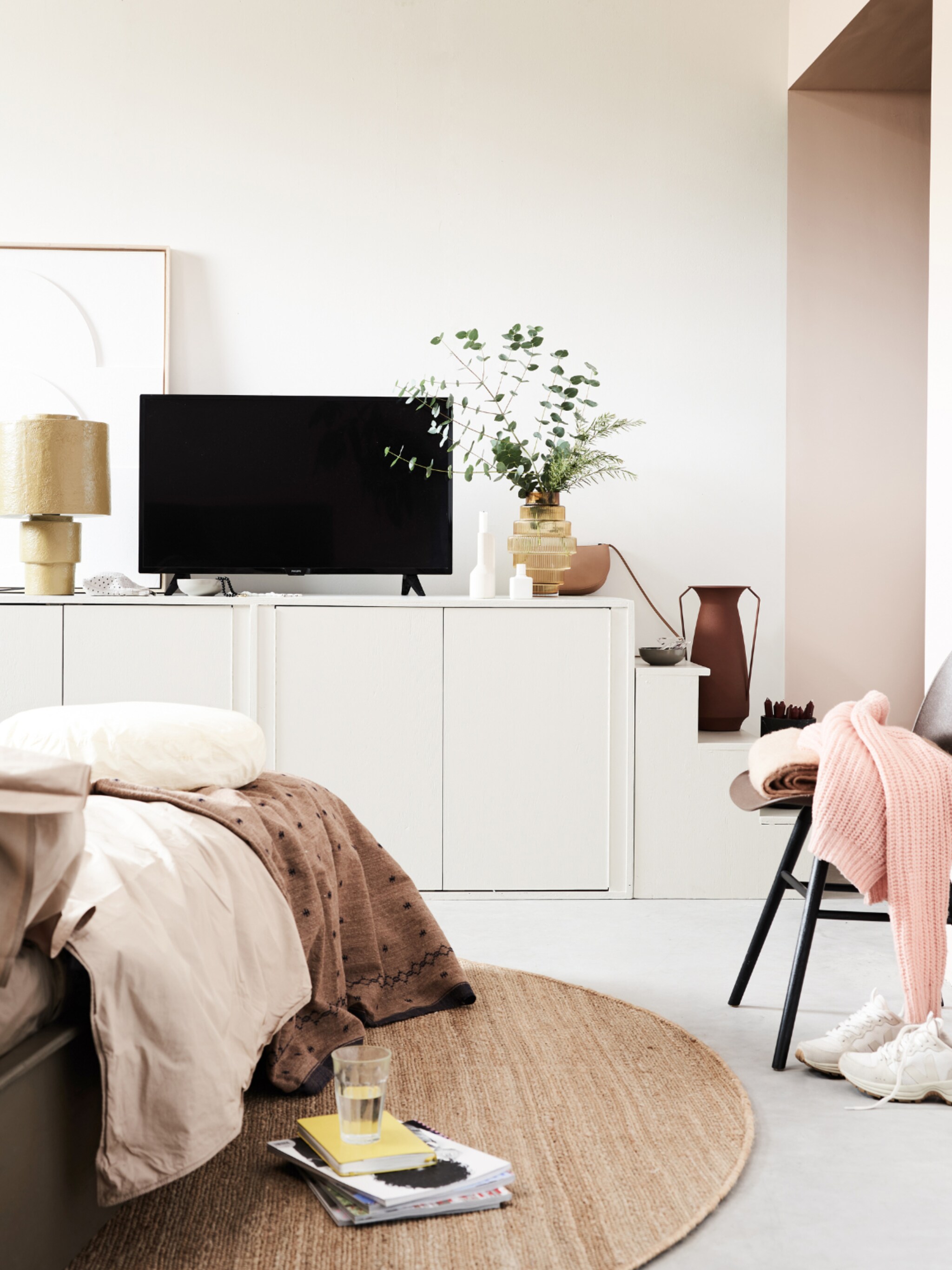 bingen voor het slapengaan hier moet je op letten bij een tv in de slaapkamer