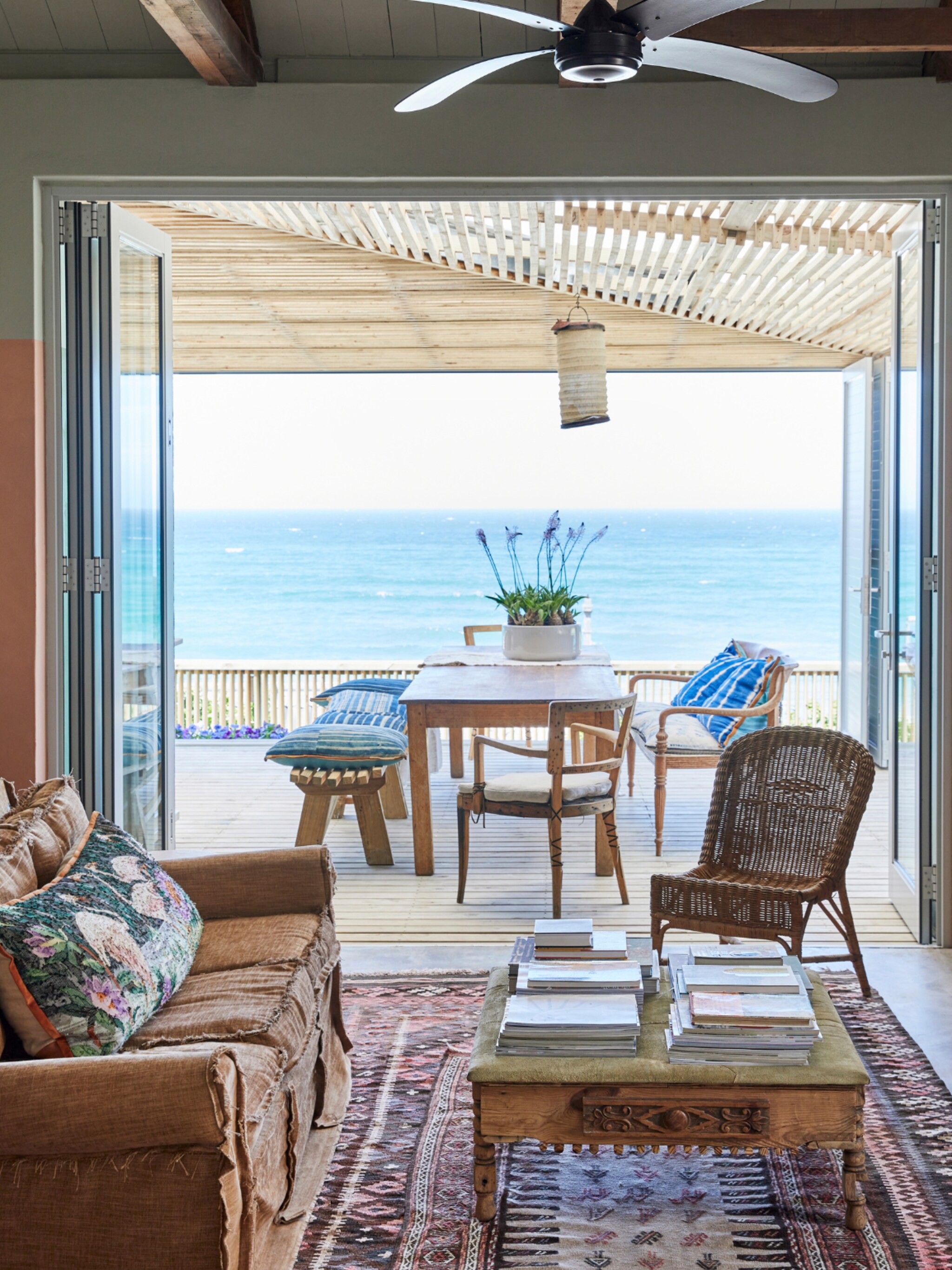 binnenkijken in een strandcottage met een killer view