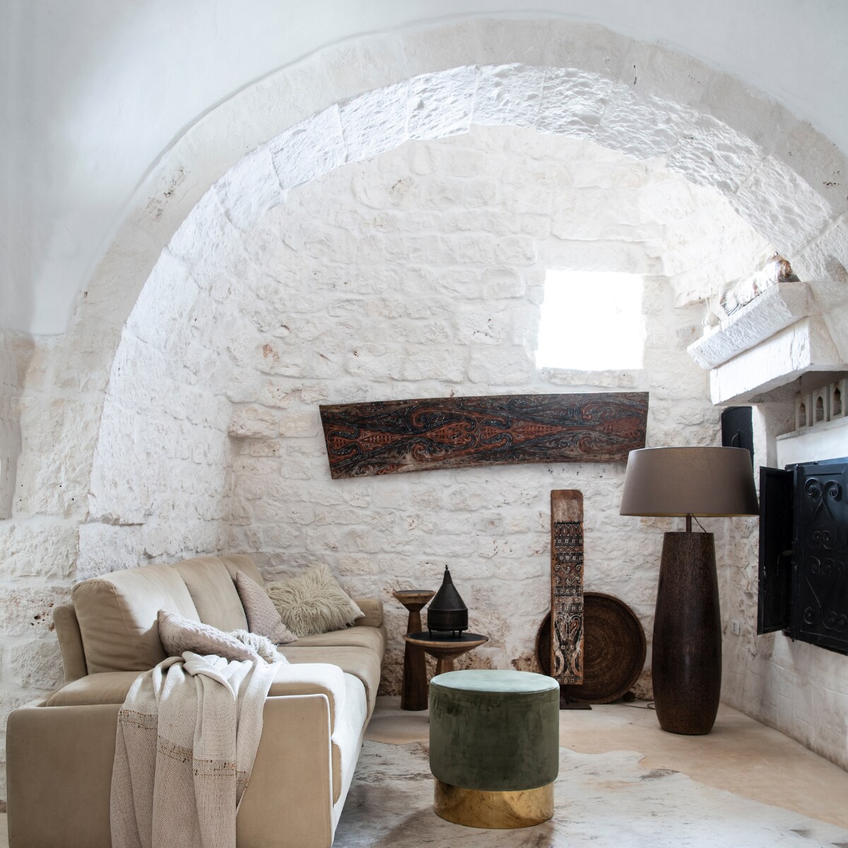 uitgelichte afbeelding vtwonen special binnenkijken 06-2022 | productie Insidehomepage | styling Marit Saladini Platjouw | fotografie Louis Lemaire