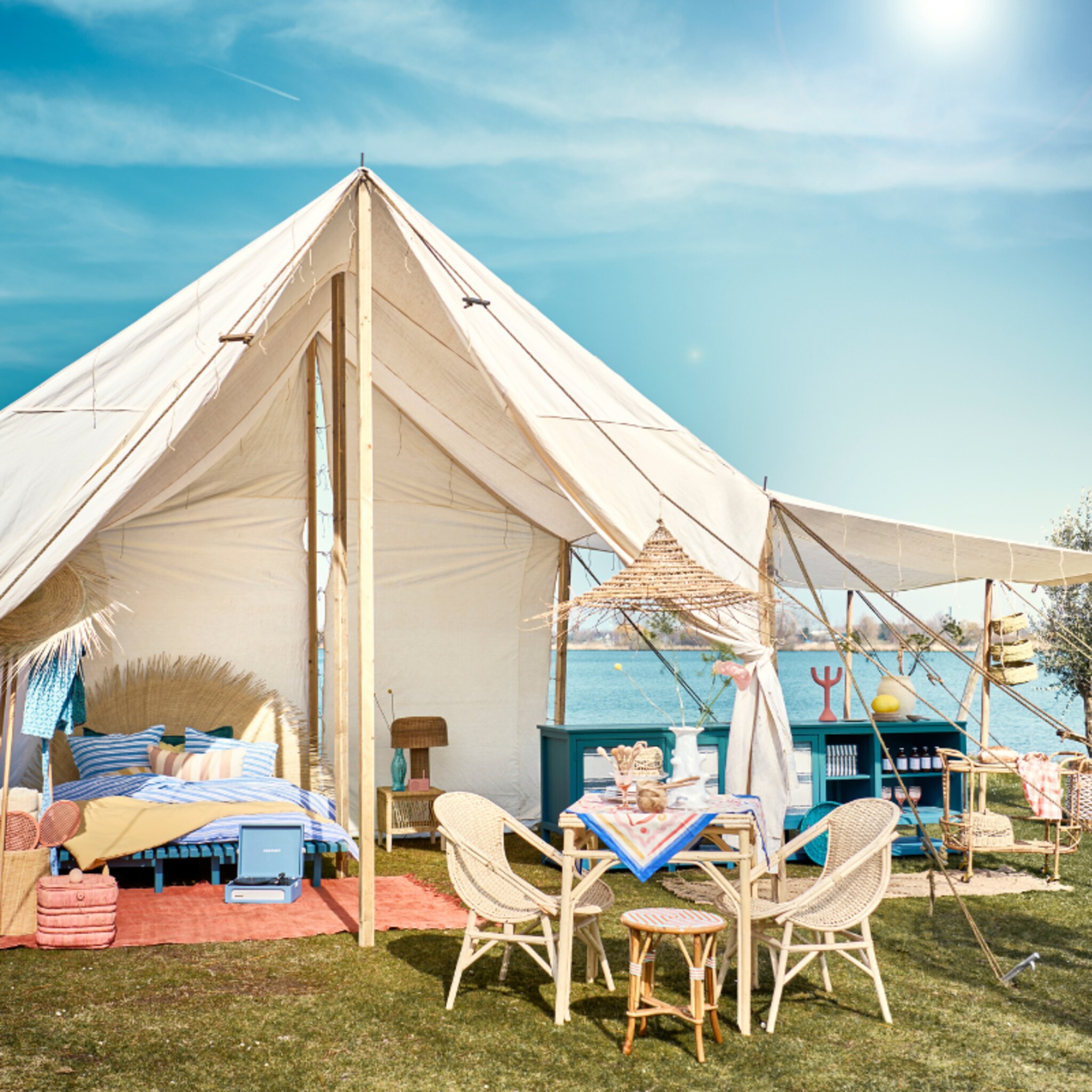 geef de tuin een zomers festivalgevoel zoals stylist liza