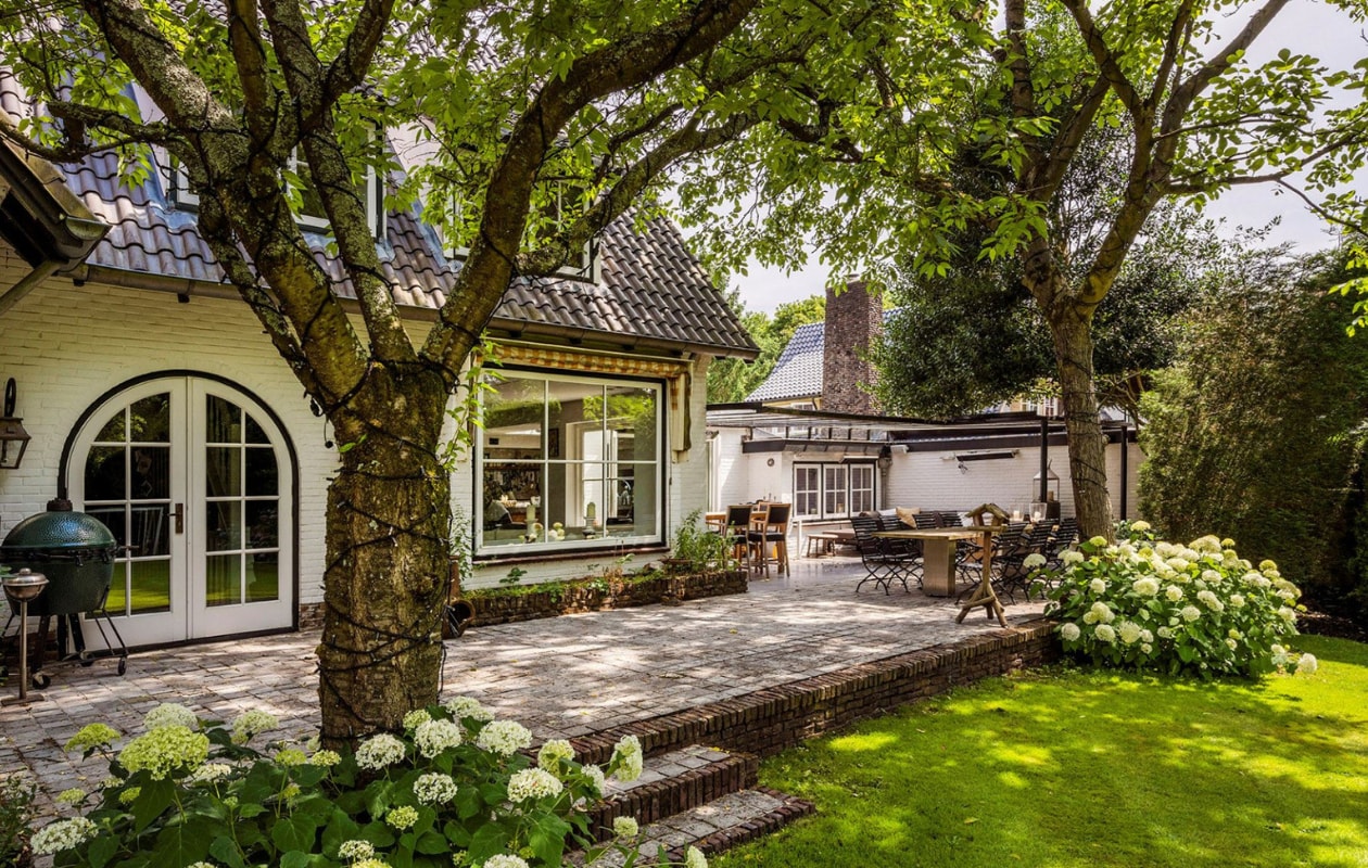 De villa in Blaricum van Paul de Leeuw Funda -  Voorma en Walch Makelaars