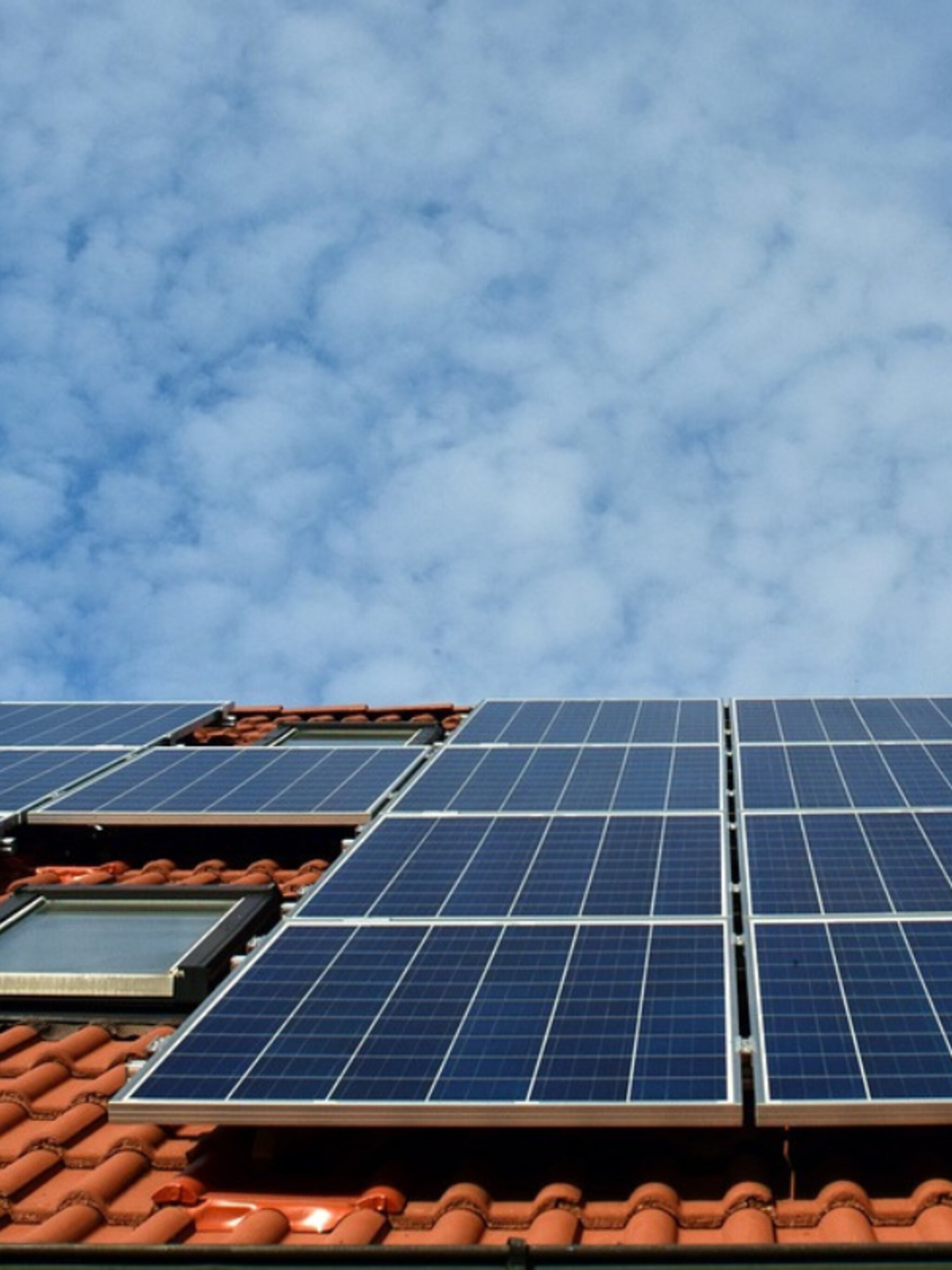 zonnepanelen uitschakelen bij een negatieve stroomprijs heeft dat zin