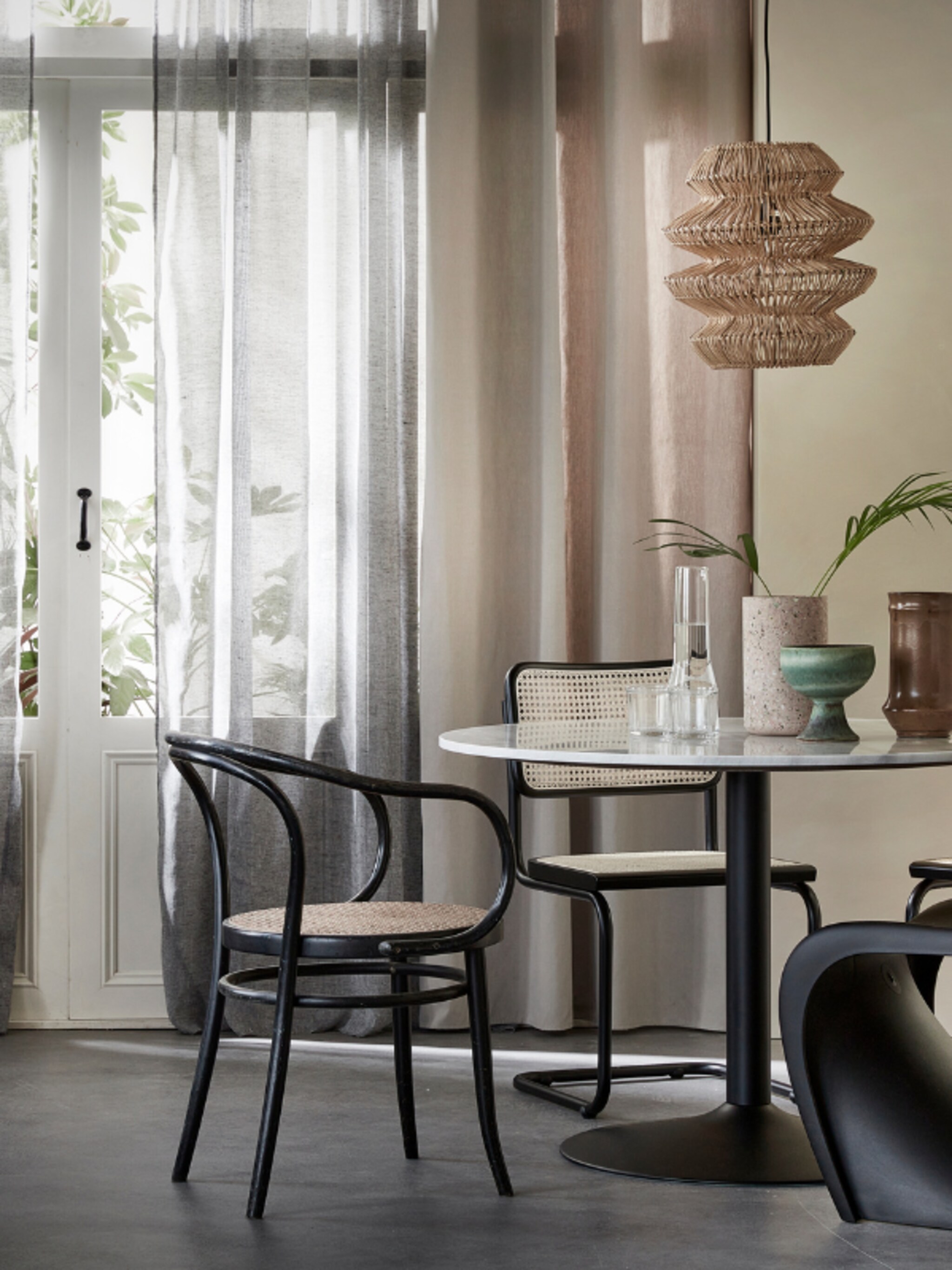 open en dicht ontdek de nieuwe vtwonen raambekledingcollectie