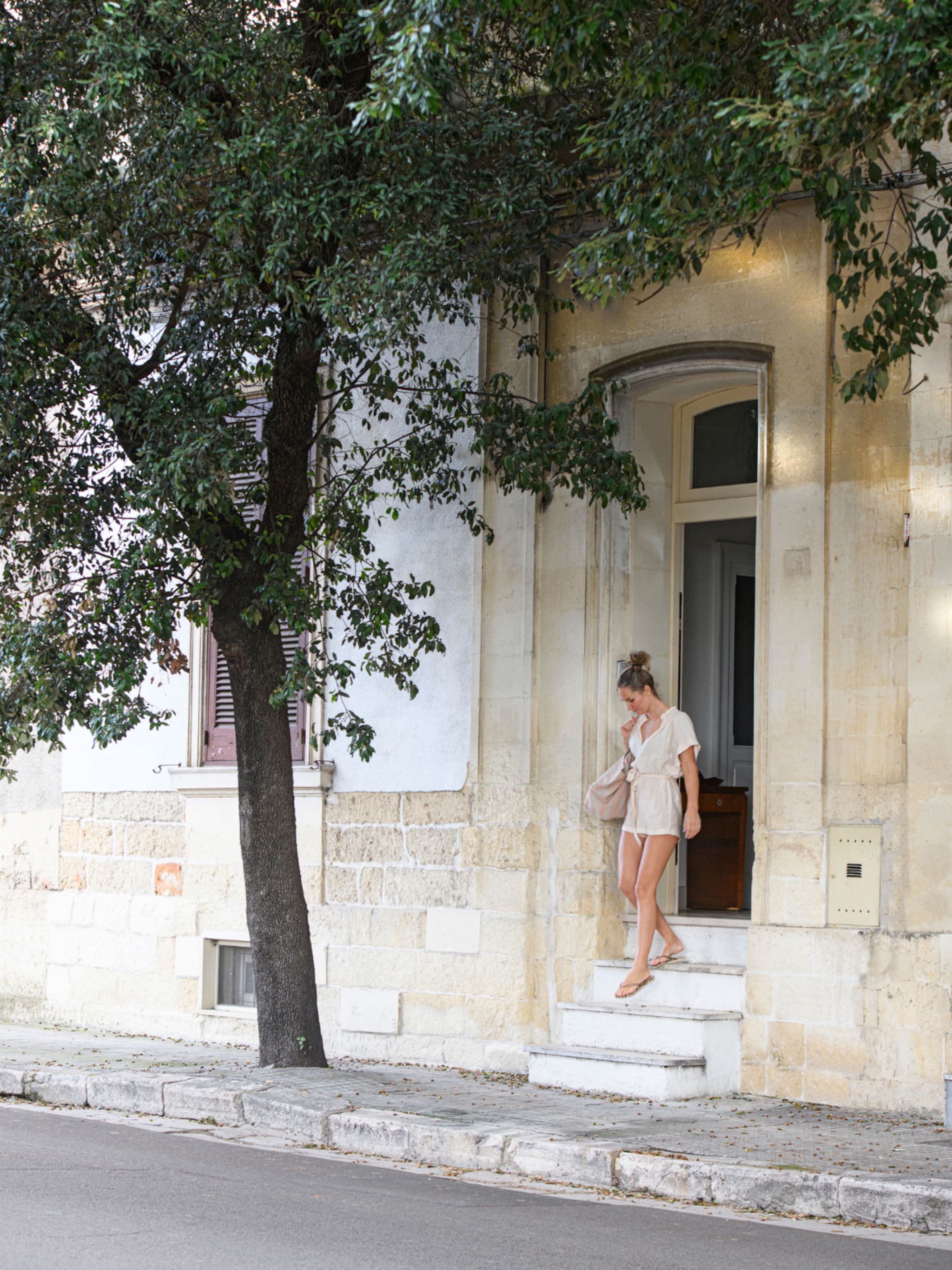 historisch en modern binnenkijken in een ruim 100 jaar oude stadswoning in puglia