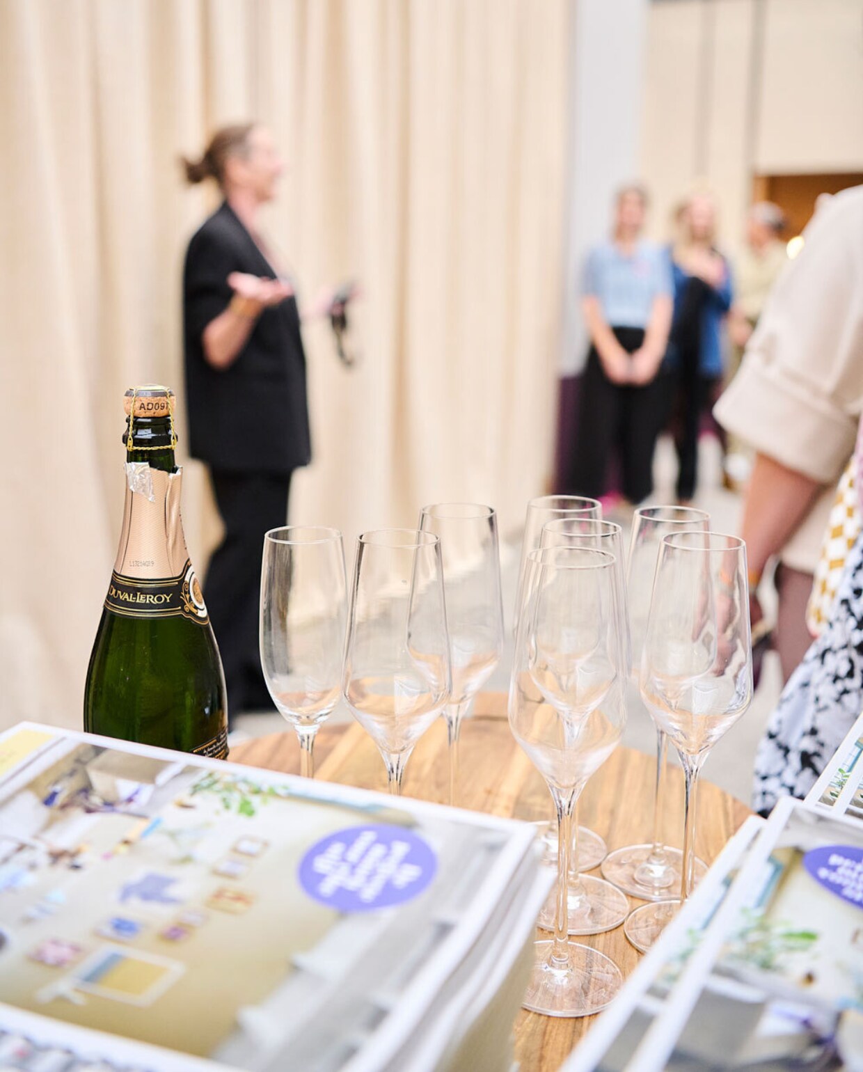 Feestelijke onthulling nieuwe collab: vtwonen loves Basta | vt wonen&amp;design beurs 2023 vt wonen&amp;design beurs 2023 | Fotografie Sjoerd Eickmans
