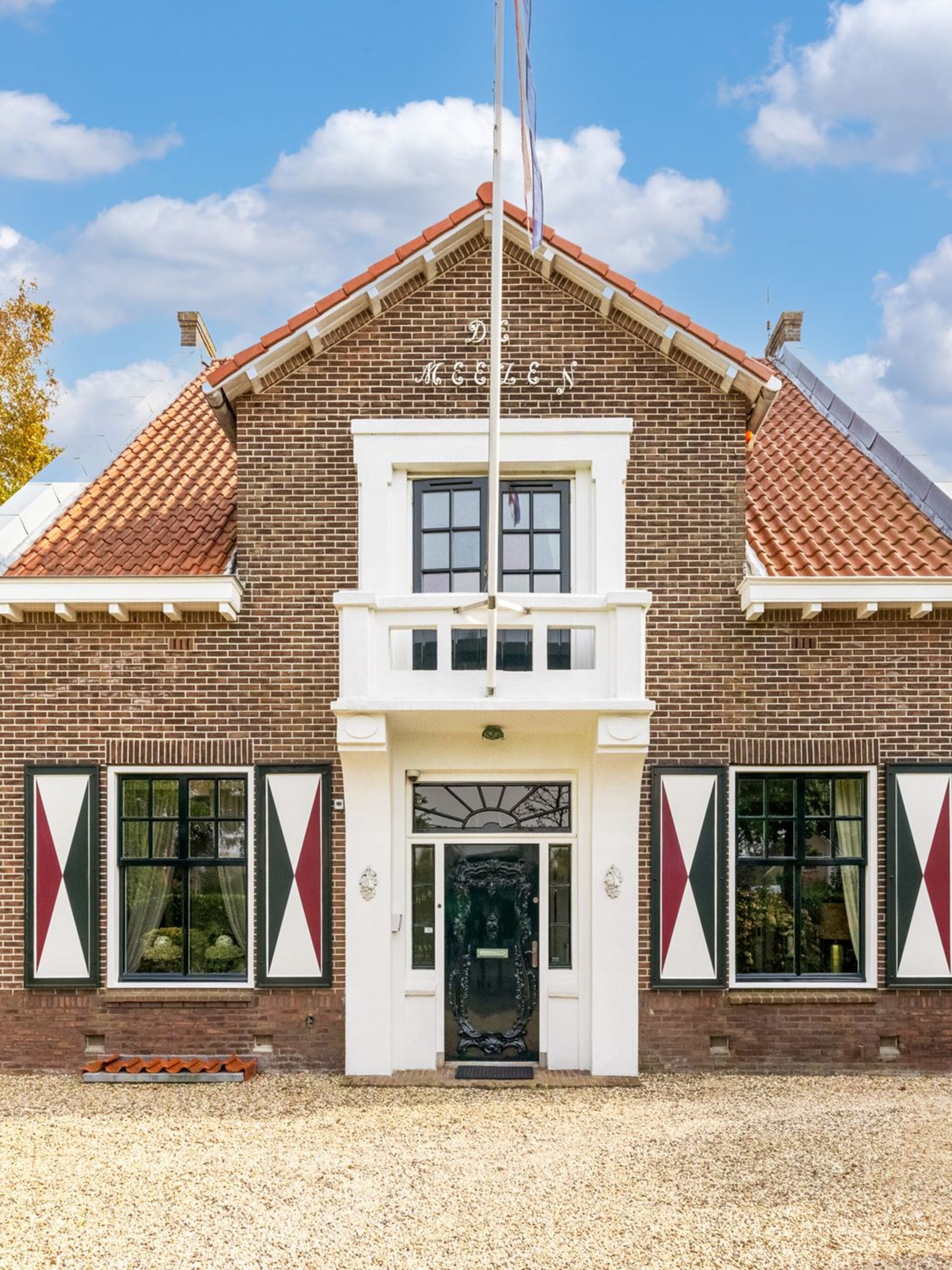 gespot binnenkijken in de droomvilla van maxime meiland