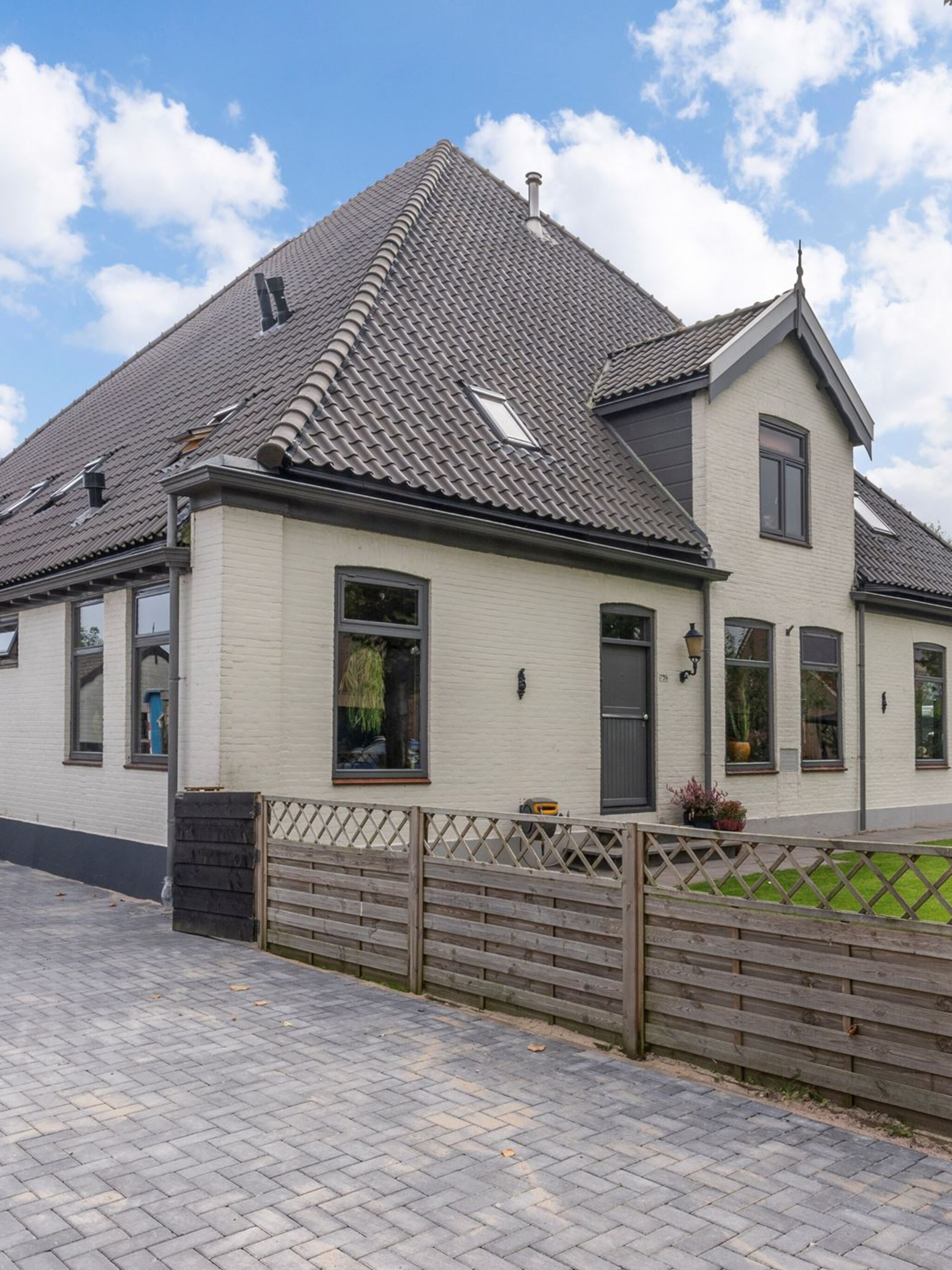 gespot een stolpboerderij uit 1889 met bohemian interieur