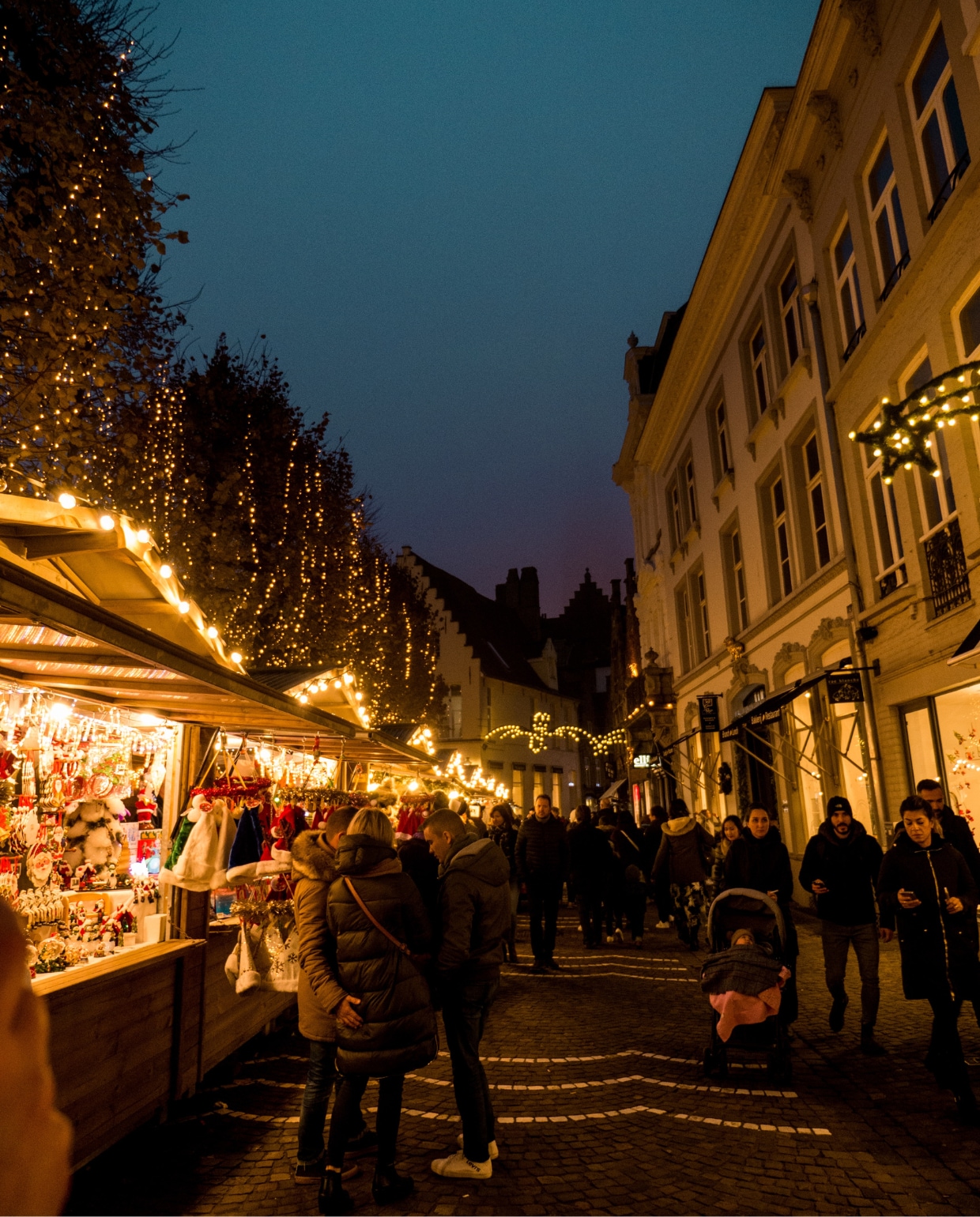 Kerstmarkt Brugge. Matt Seymour via Unsplash