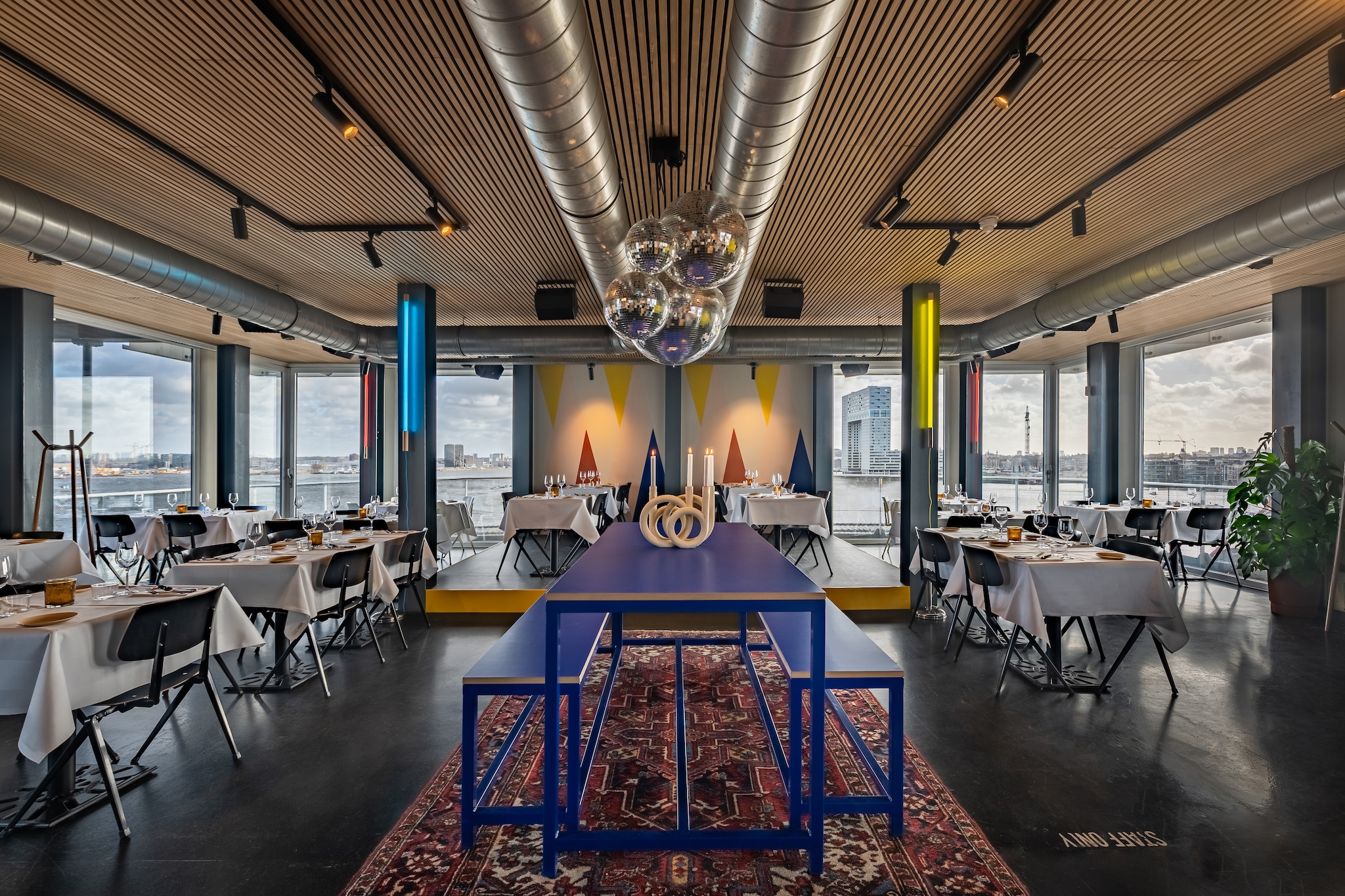 REM restaurant Eigen beeld