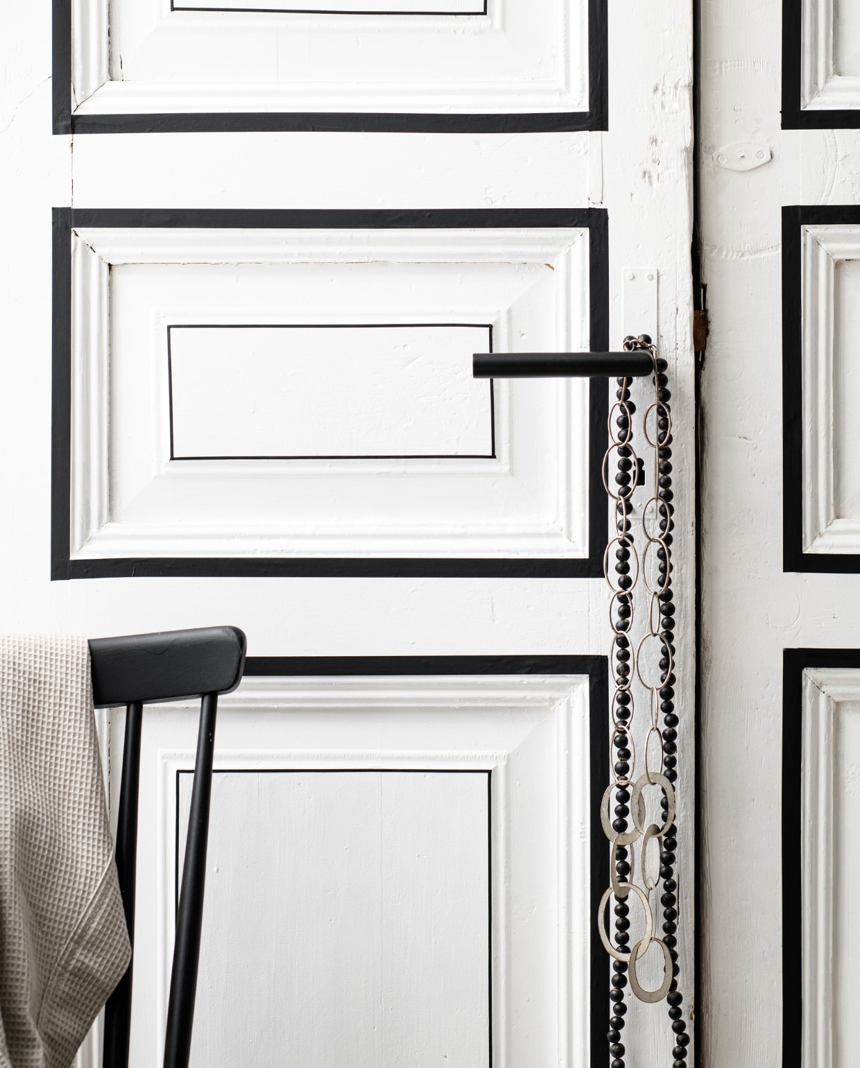 Badjas (hm.com). Overig privébezit. vtwonen special DIY 08 | productie Inside Homepage | styling Anja Bas Backer, Laura Gommans | fotografie Louis Lemaire