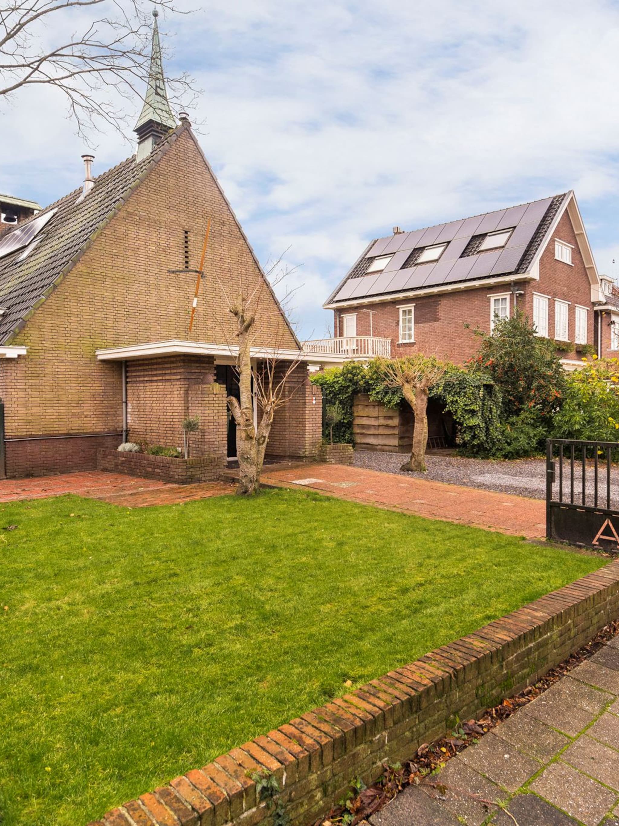 gespot wonen in een voormalige kerk met waanzinnig veel authentieke details