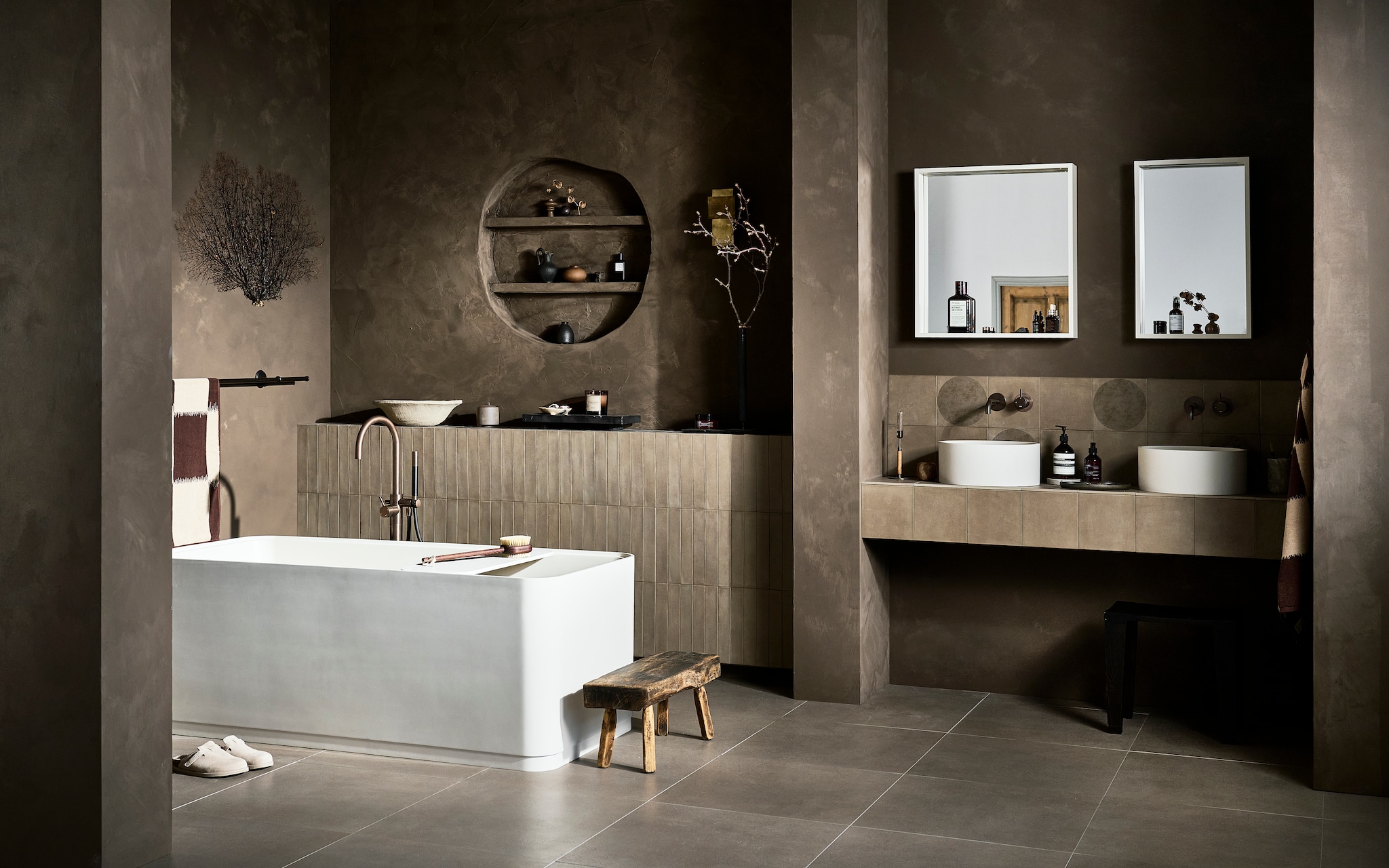 vtwonen huiscollectie badkamers en binnentegels. vtwonen collectie | fotografie Sjoerd Eickmans | styling Kim van Rossenberg