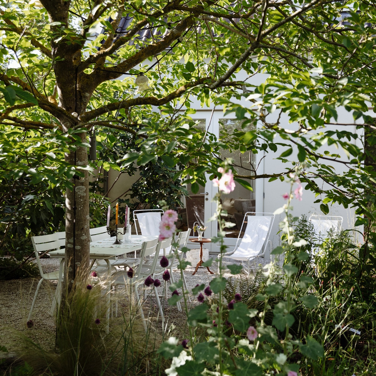 uitgelicht beeld vtwonen Tuin 09 | styling Ilona Jongepier | fotografie Dana van Leeuwen