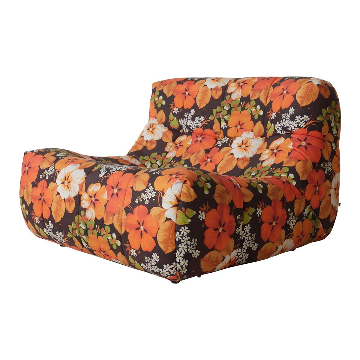 HKliving - lazy lounge tuinstoel | Beeld via vtwonen by Fonq HKliving - lazy lounge tuinstoel | Beeld via vtwonen by Fonq