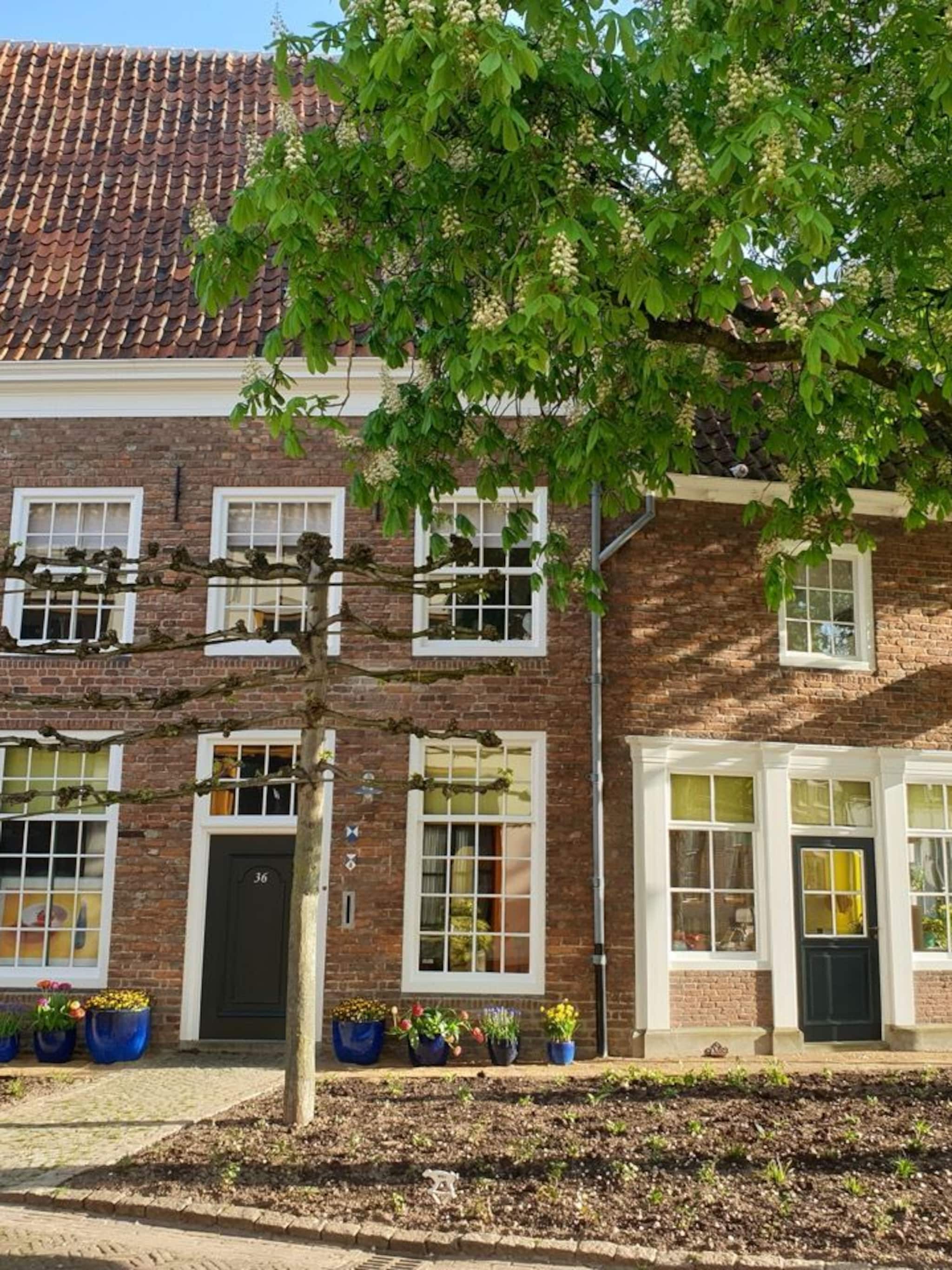 gespot eclectisch future proof herenhuis uit de zestiende eeuw