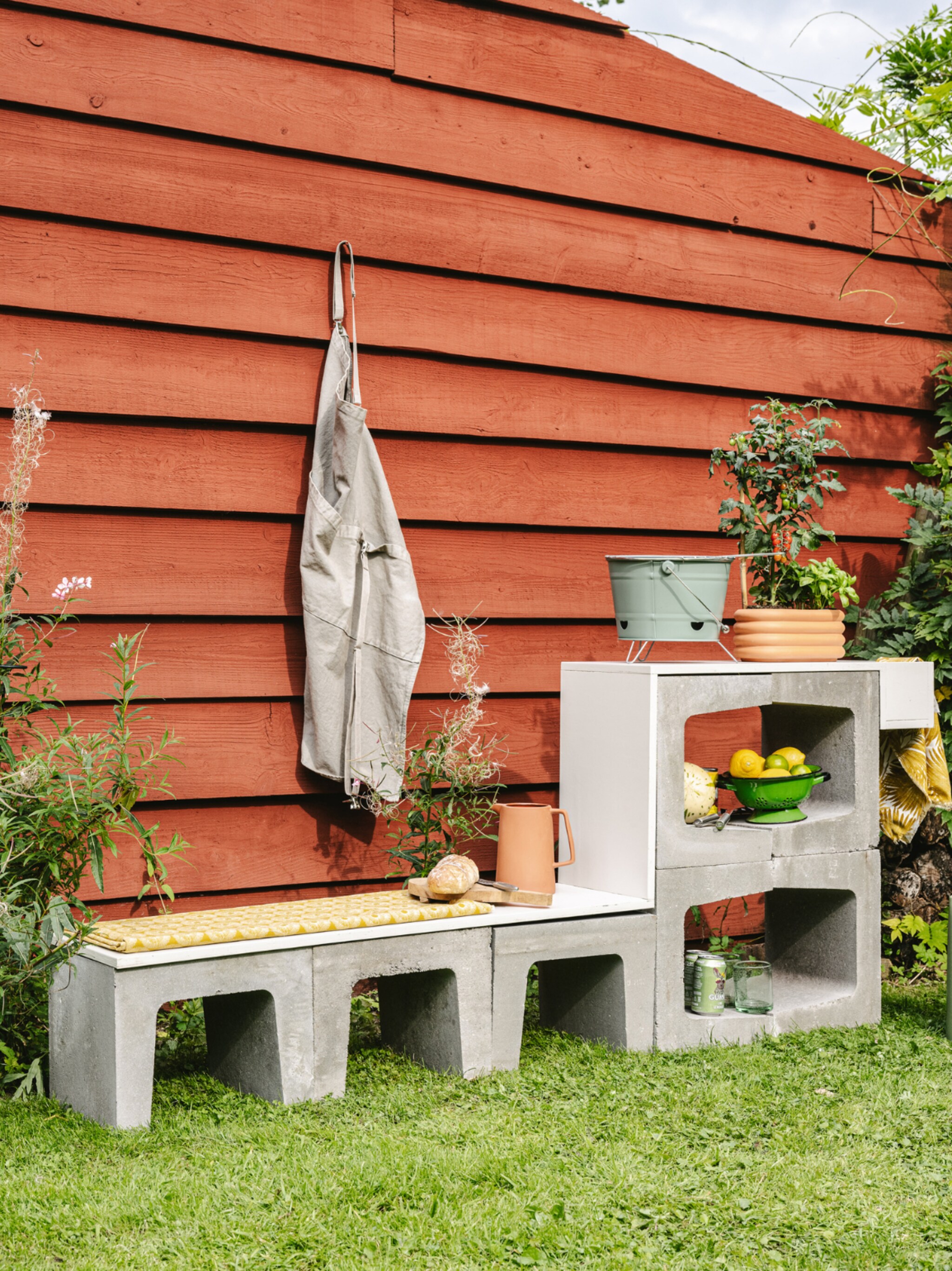 diy deze stoere opbergbank voor buiten maak je gewoon zelf met handig stappenplan