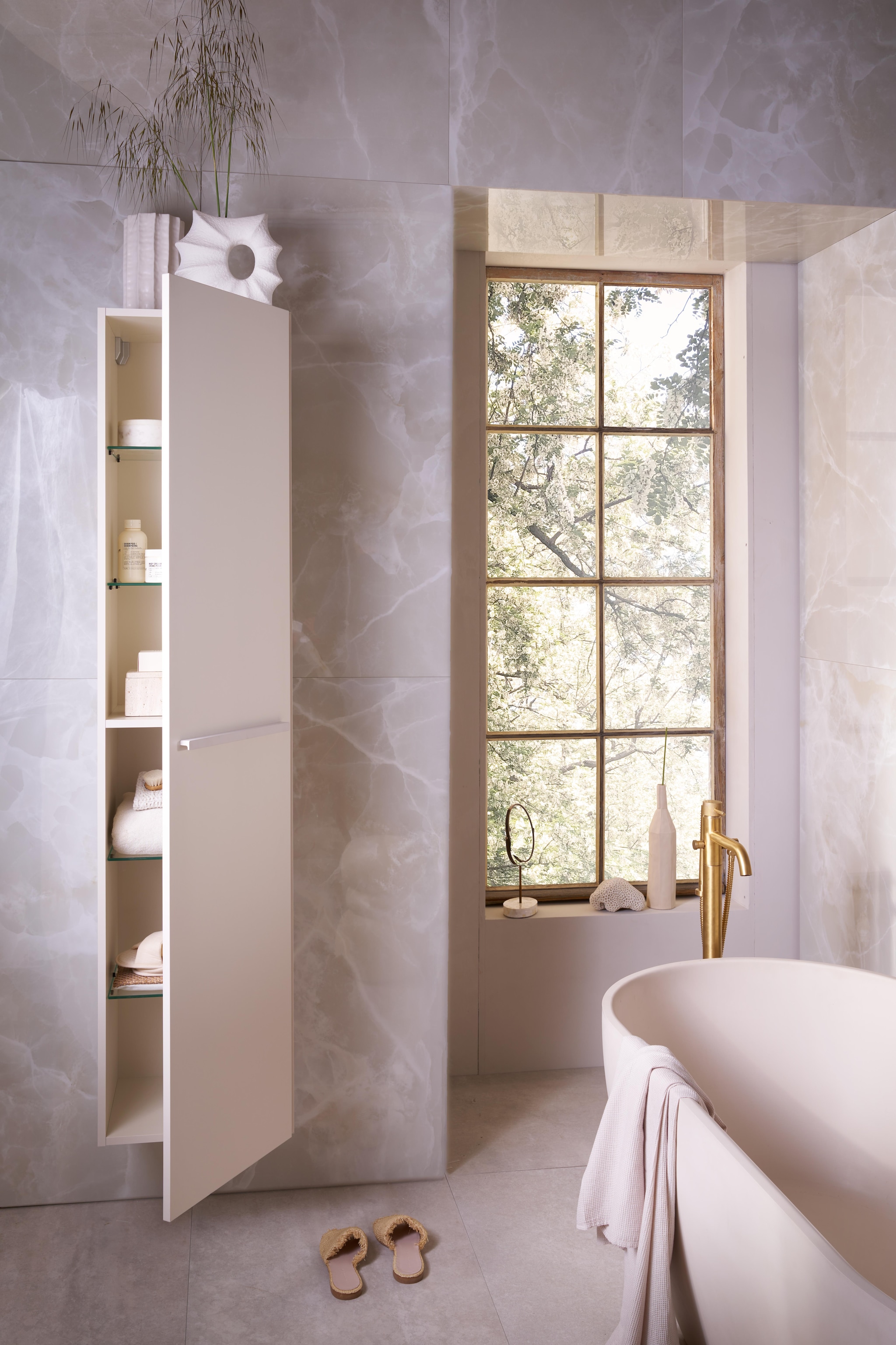 vtwonen collectie binnentegels Onyx Mystic Rose vtwonen 09-2024 | styling Cleo Scheulderman | fotografie Jeroen van der Spek