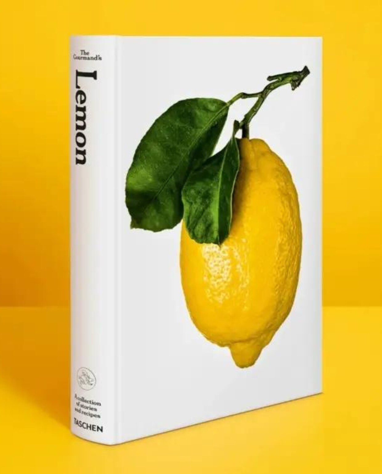 The Gourmand’s Lemon. A Collection of Stories and RecipesDe bedrieglijk eenvoudige citroen staat centraal in het kookboek 'The Gourmand's Lemon', het tweede deel van TASCHEN's samenwerking met The Gourmand Mokumo