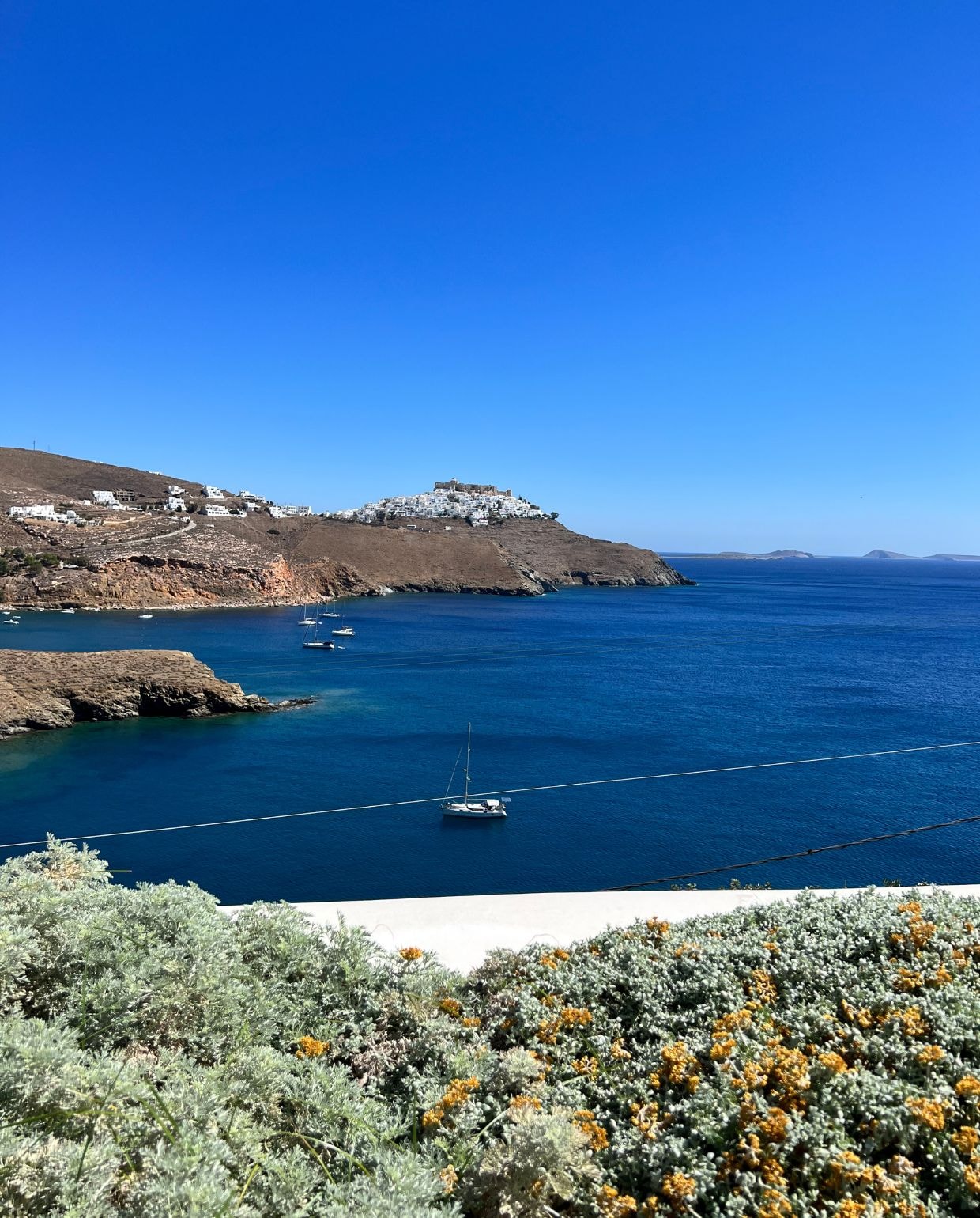 Het uitzicht vanaf Saluti da Stampalia op Chora Adeline Mans