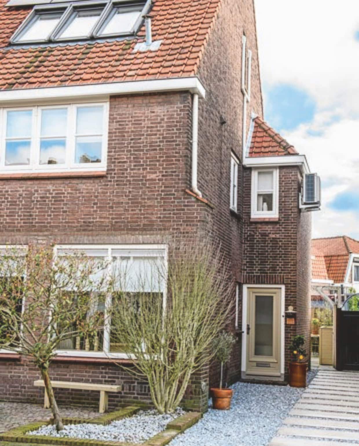 Bank Huis &amp; Grietje, pot Dirkson &amp; Dirkson. vtwonen DIY 9 | styling Janneke Peters | fotografie Louis Lemaire
