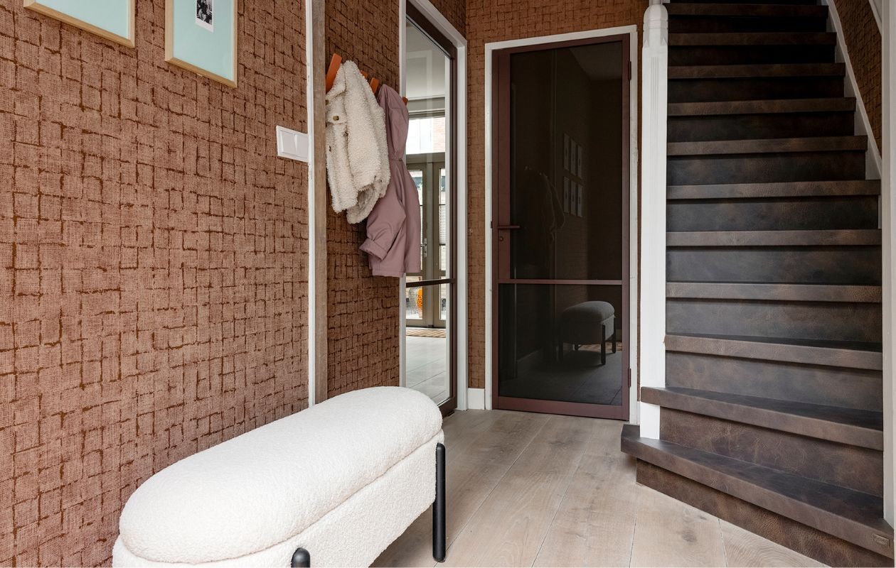 Weer verliefd op je huis aflevering 2 seizoen 21, Kelly in Haarlem, hal Weer verliefd op je huis aflevering 2 seizoen 21 | styling Kelly van Gendt | fotografie Sonja Velda