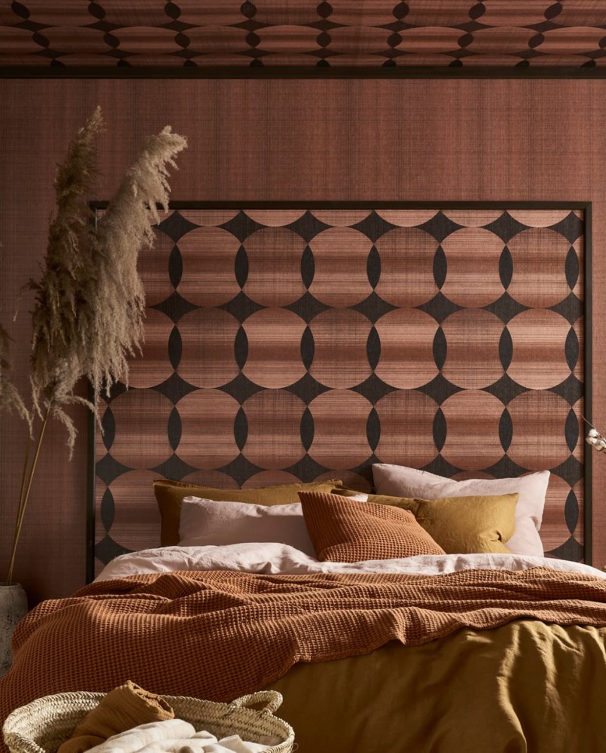Vliesbehang Tramonto Amber, Graham &amp; Brown. vtwonen.nl/shop