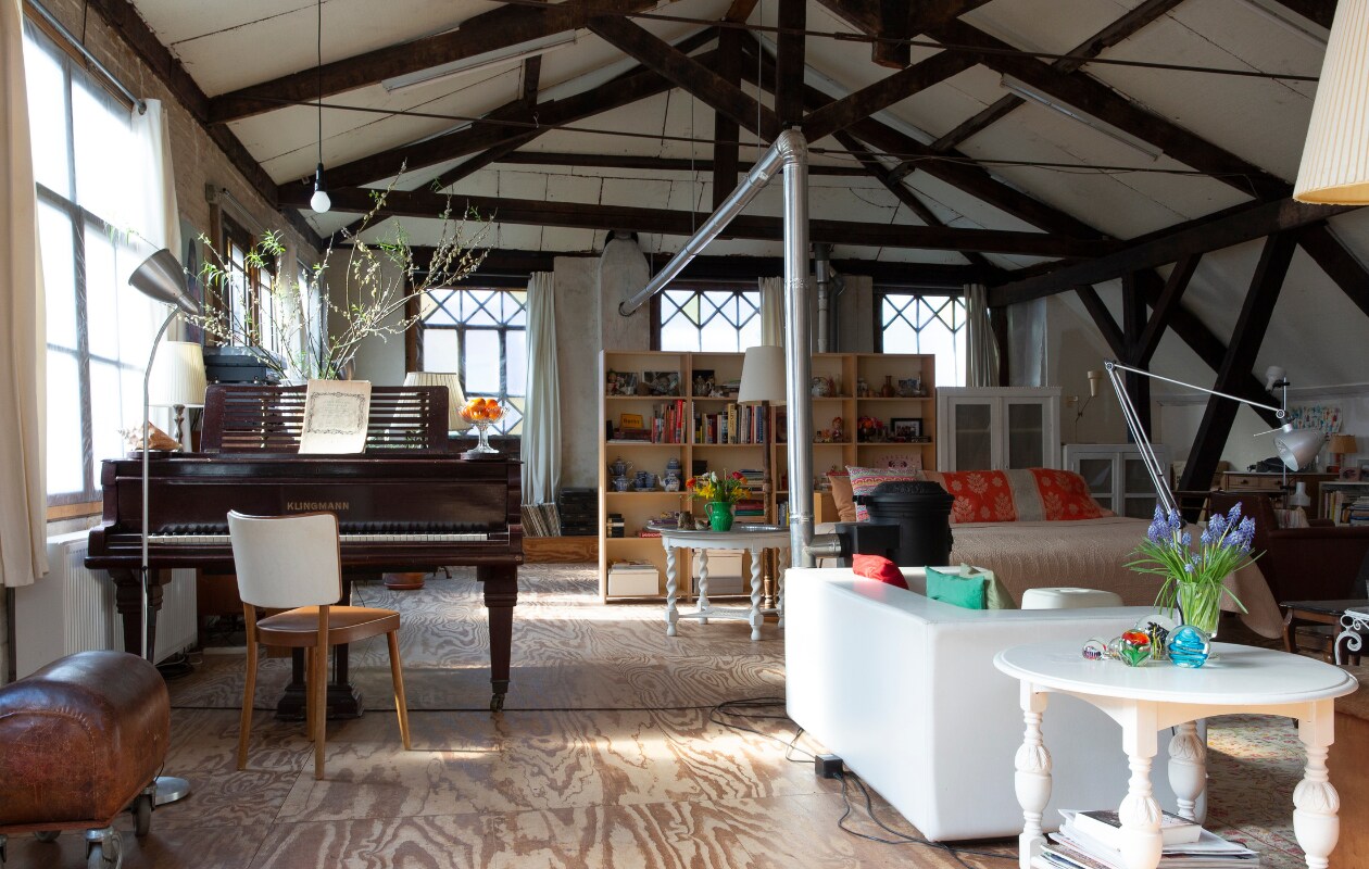 Voormalige fabriek midden in een stad. vtwonen 11-2024 | fotografie Anouk de Kleermaeker