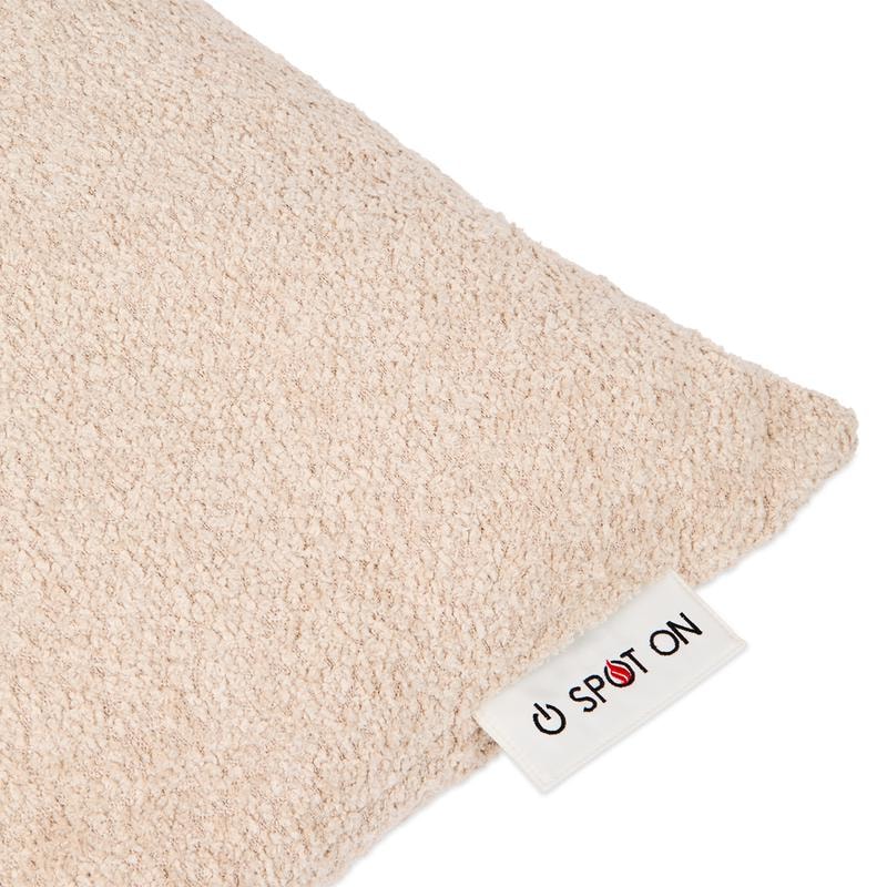 Warmtekussen Fuzzy van Spot On in Taupe, 45x45 cm € 29,95 (action.com) Action