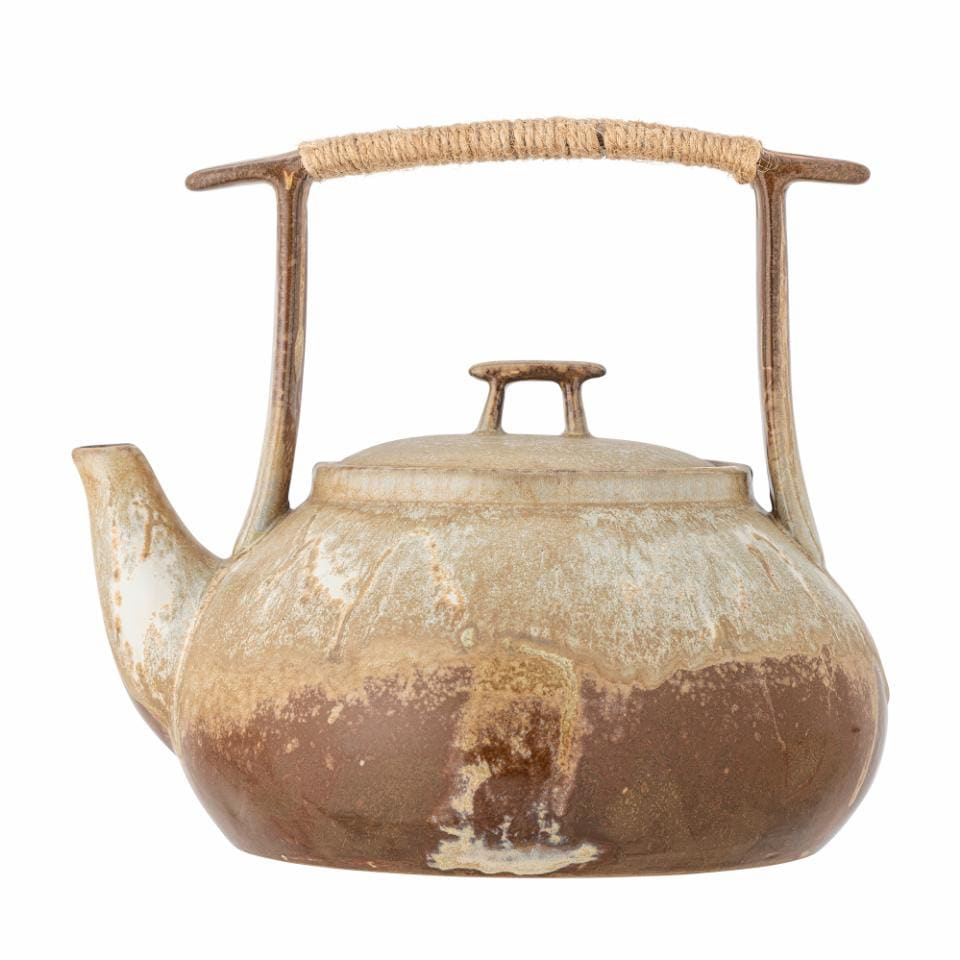 Aardewerken theepot Ikigai, 21,5x19 cm (Øxh) € 54,90 (bloomingville.com) Bloomingville