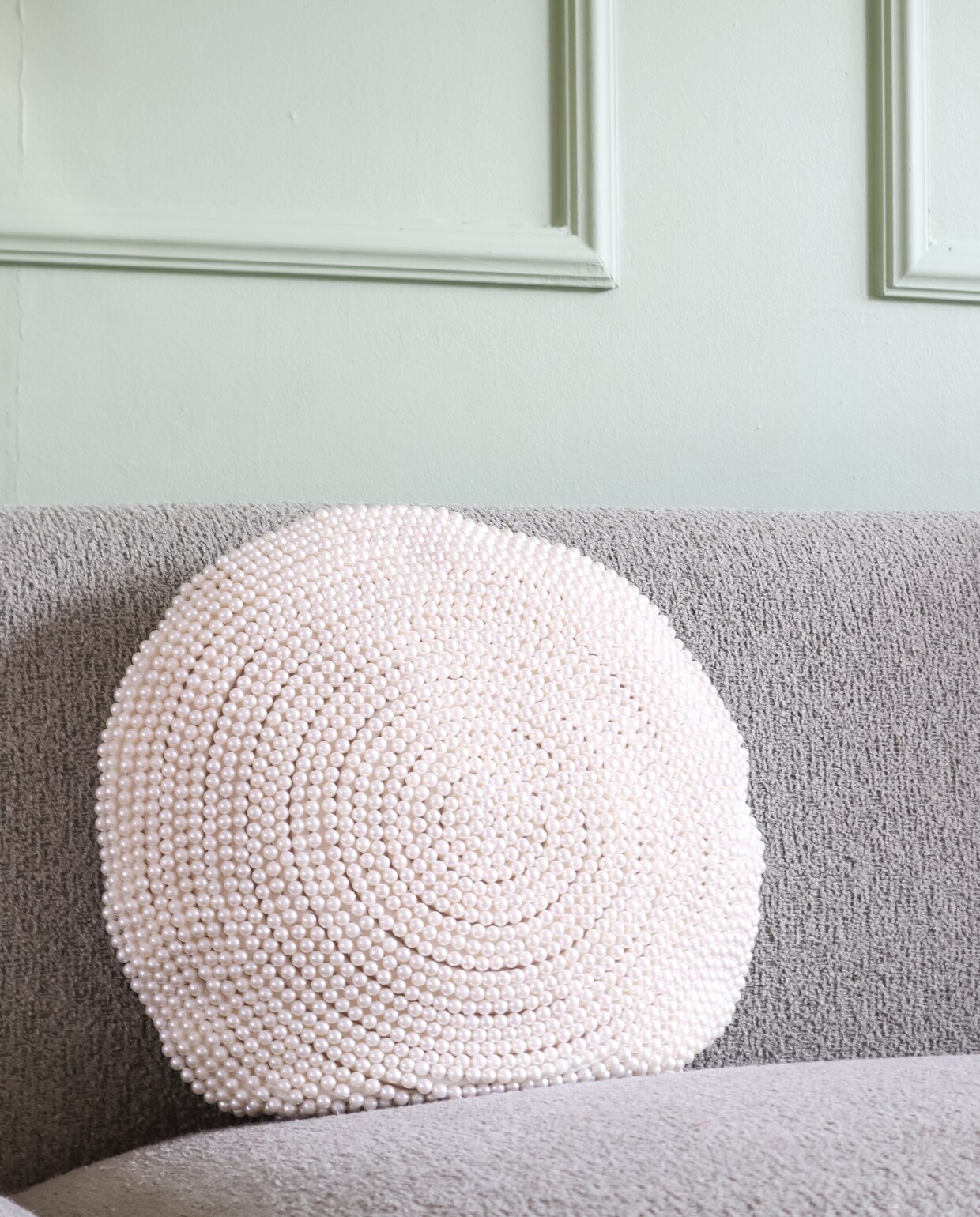 vtwonen sierkussen - rond kussen - woonaccessoires - wit - parel - 40cm @lieks_home