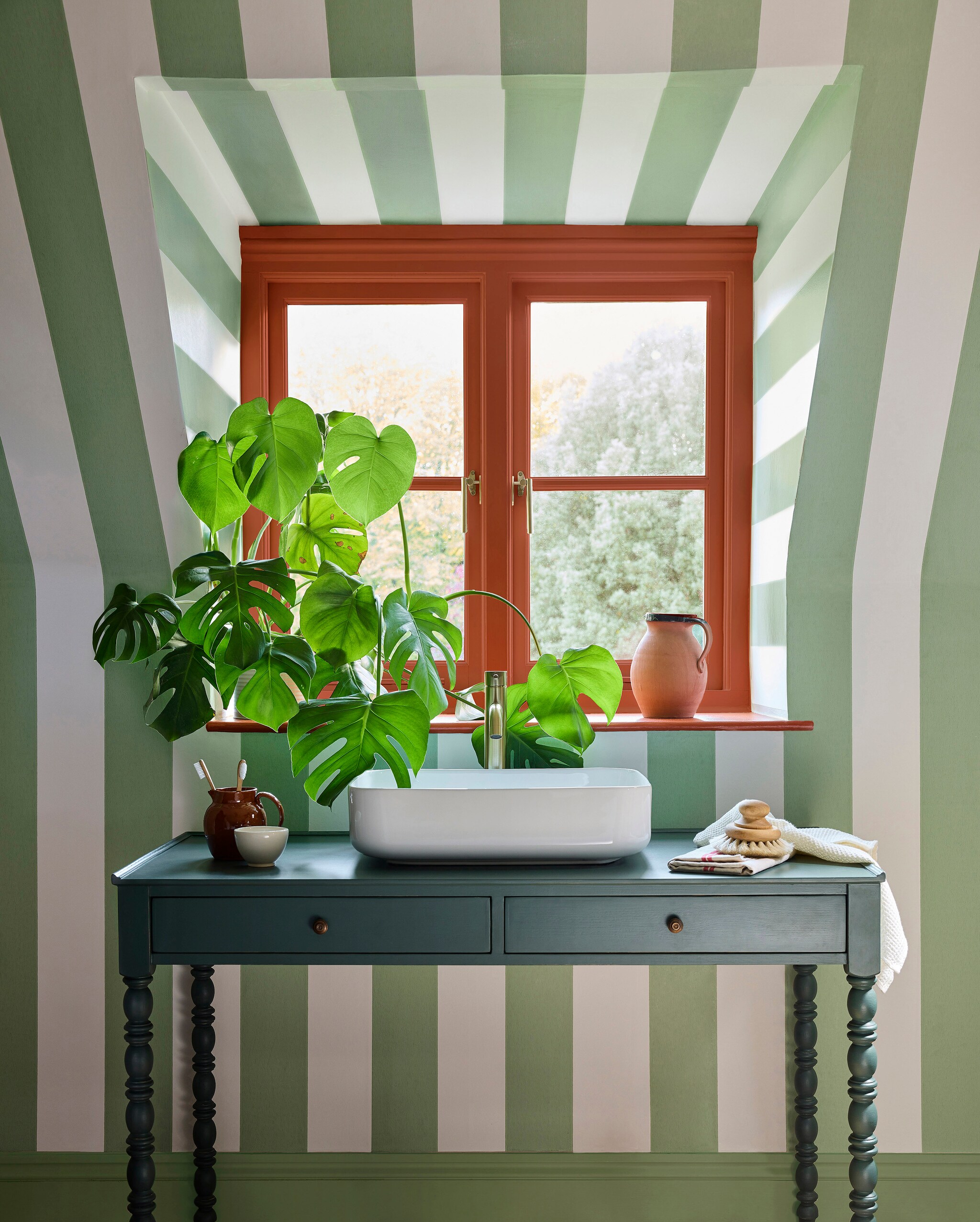 vtwonen Landelijk - dossier Stof, verf en behang Little Greene