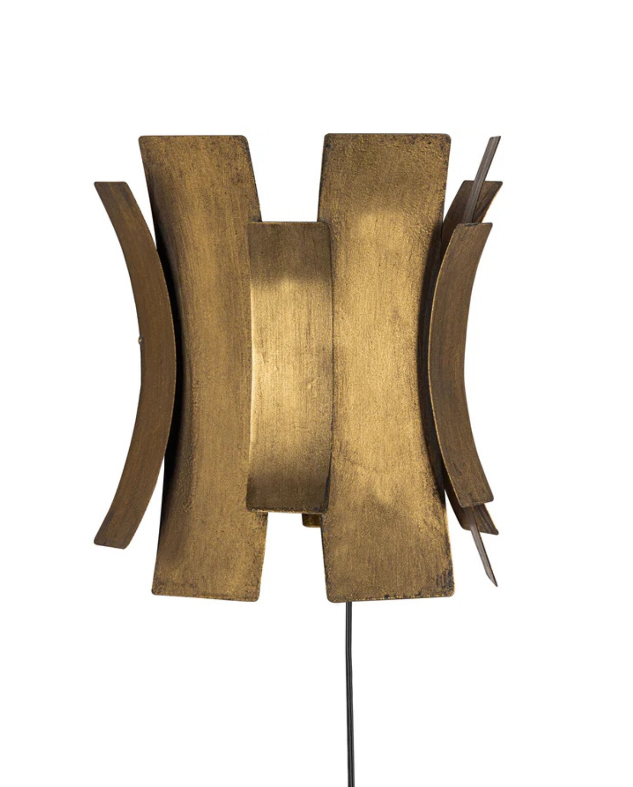 Metalen wandlamp Course van BePureHome, 25x16x27 cm (bxdxh) € 69,95 (shop.vtwonen.nl) vtwonen