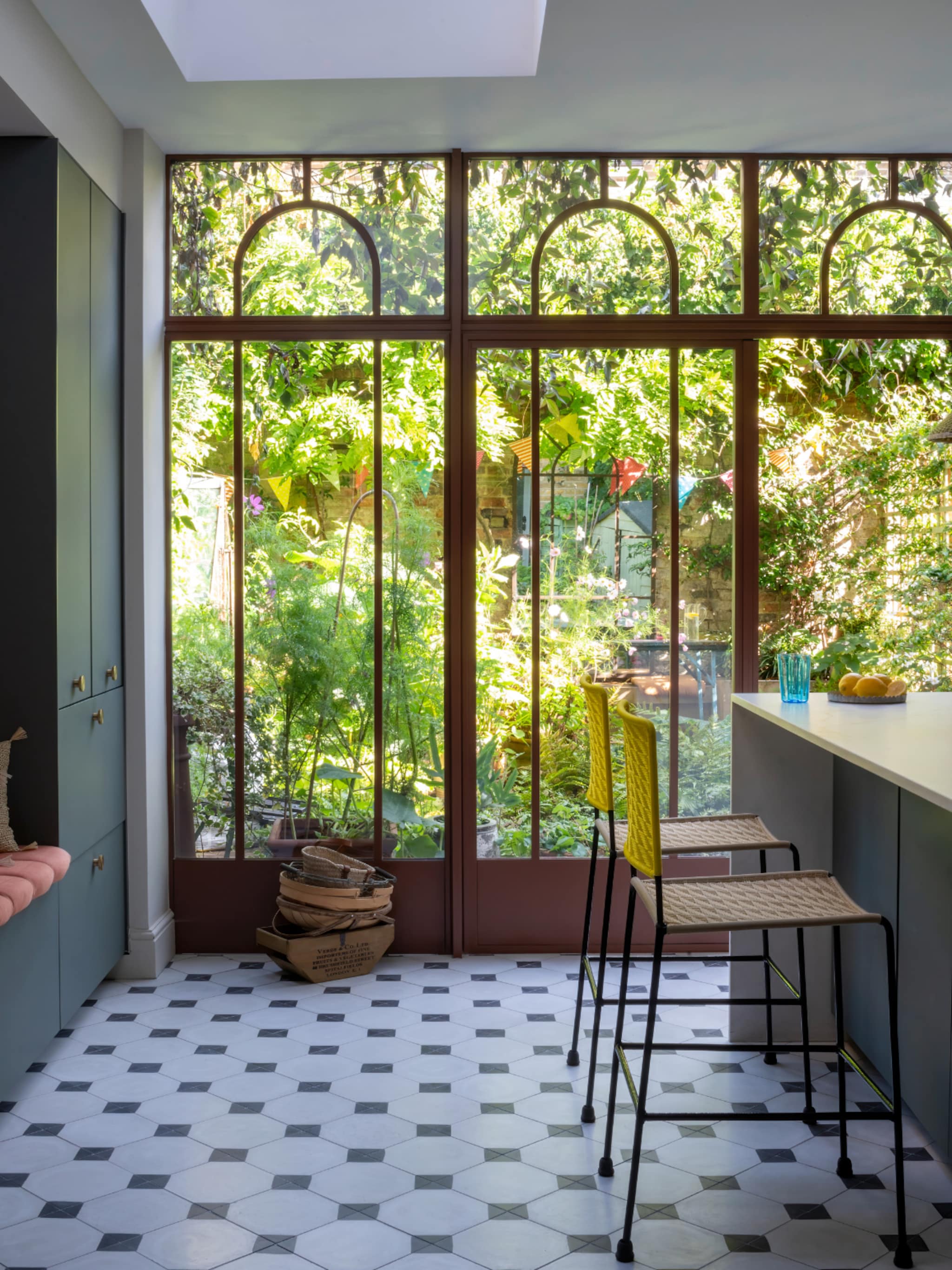 huizen kleuren interieur lentekriebels