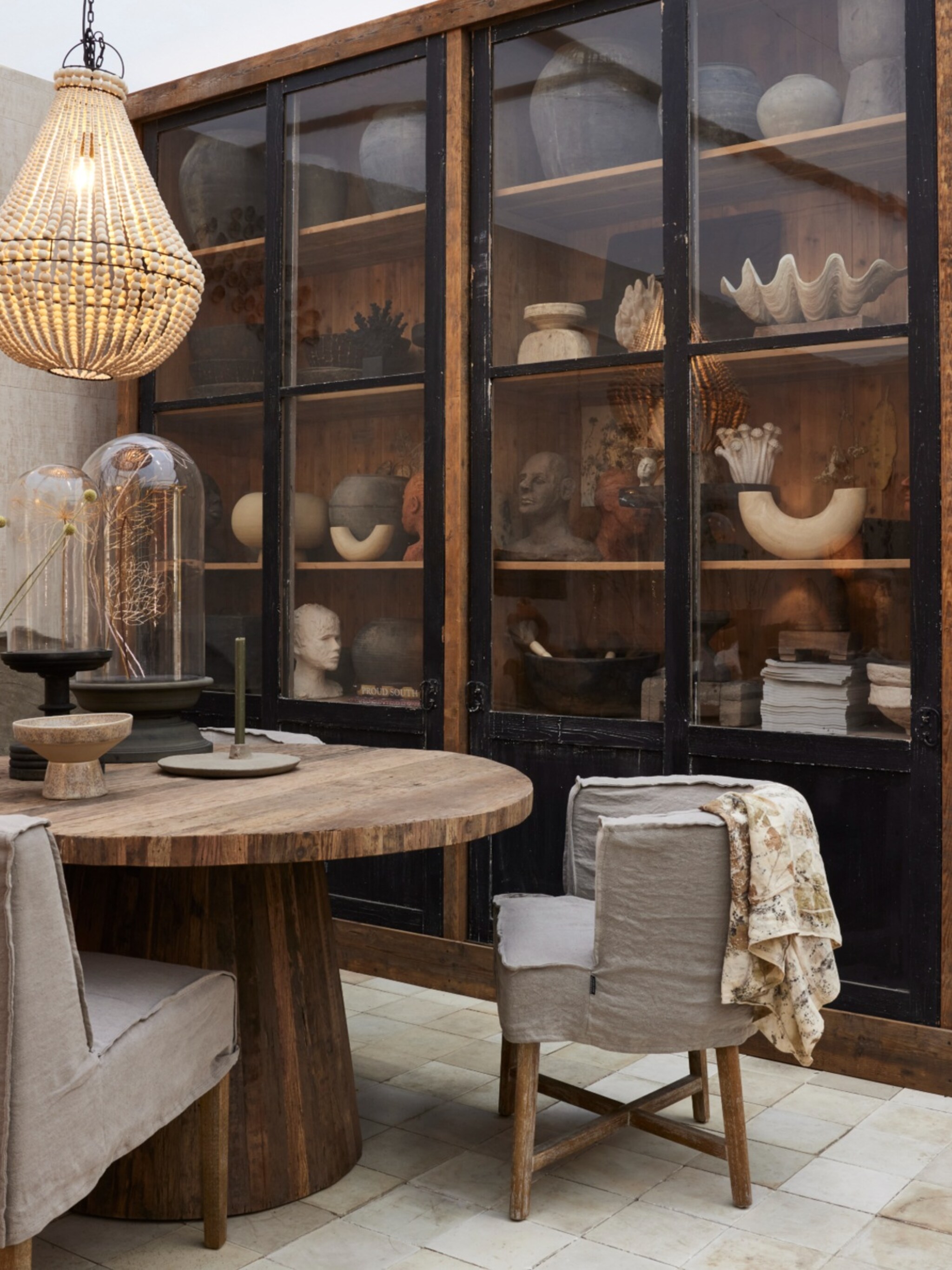 inrichten eetkamer in landelijke stijl