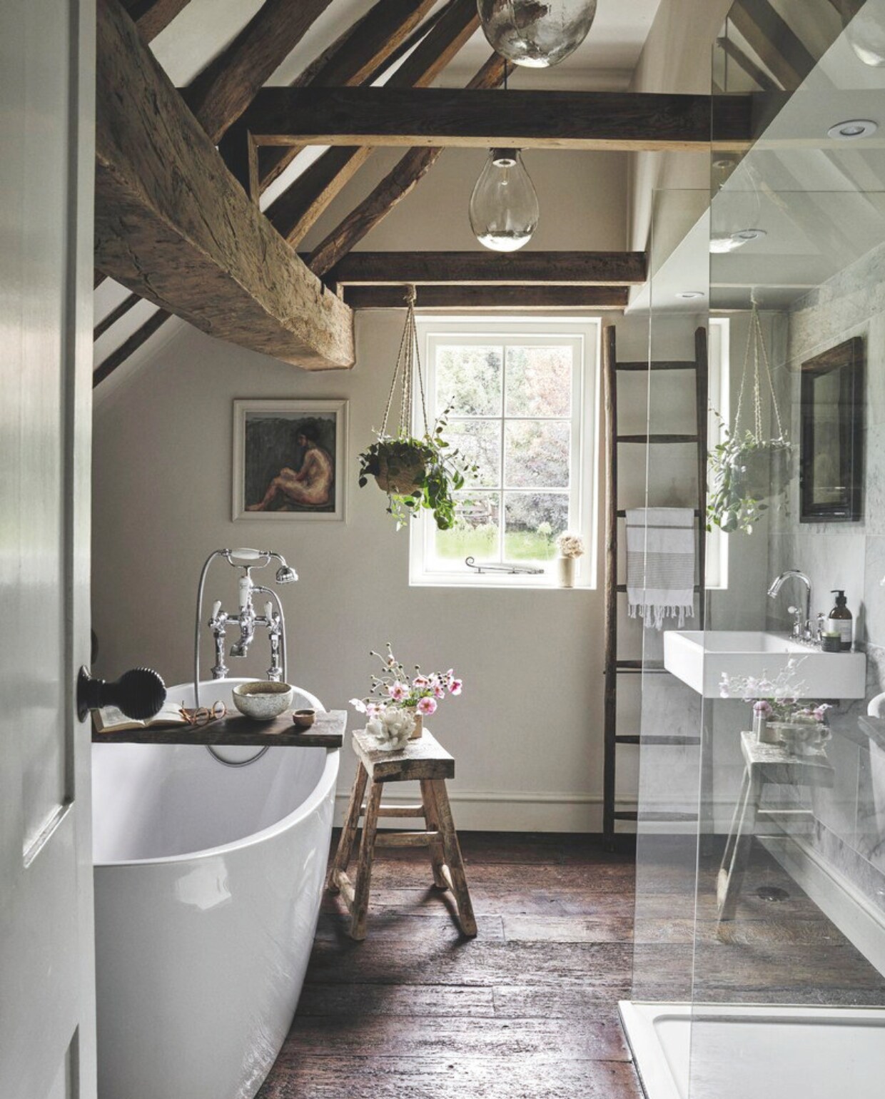 Beelden uit het boek Living in Country Style door auteur Wink Colville en fotograaf Brent Darby € 45,- (lannoo.be/nl). Living in Country Style | Fotografie Brent Darby