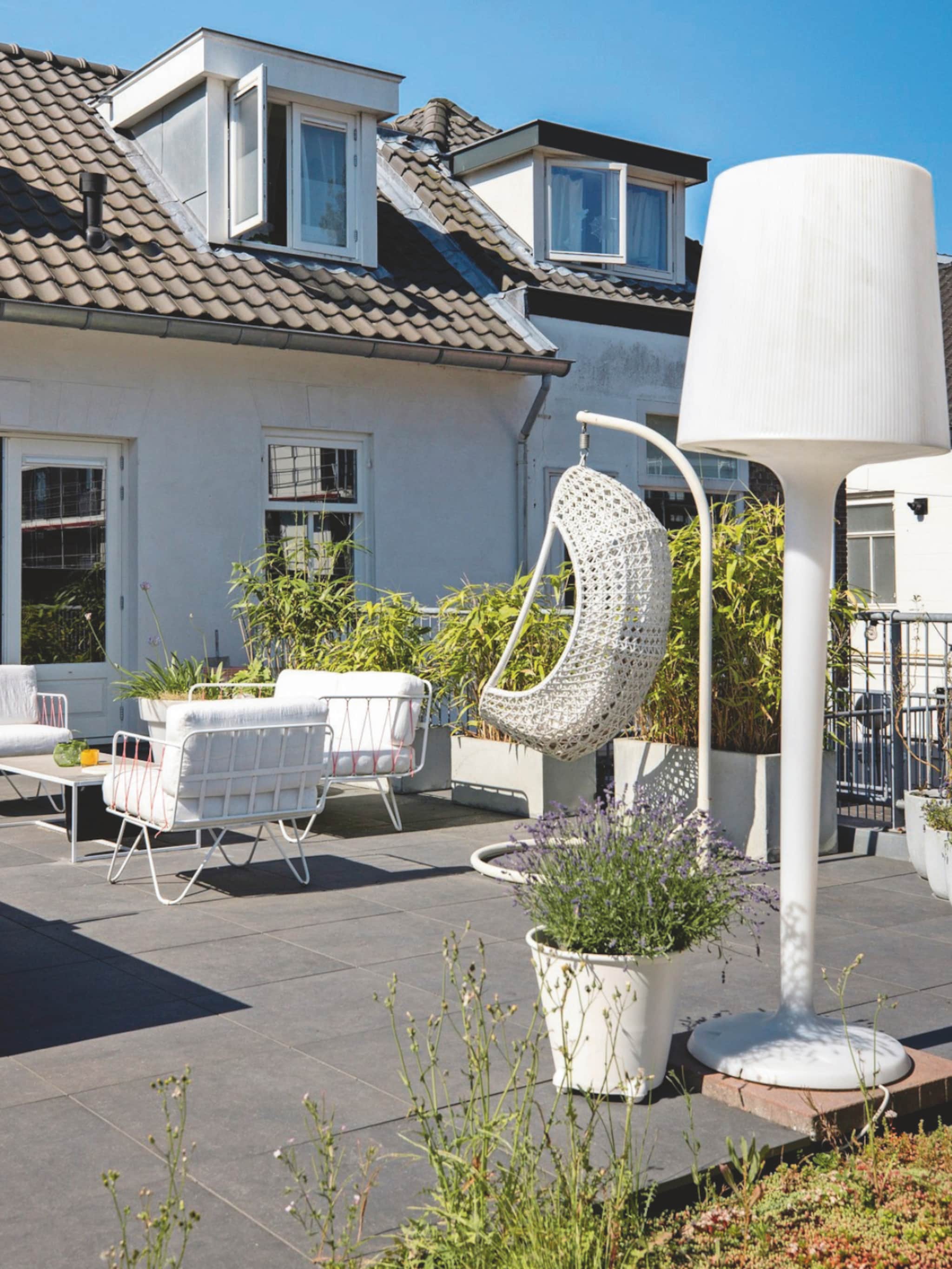 binnenkijken in huizen met sfeervol balkon