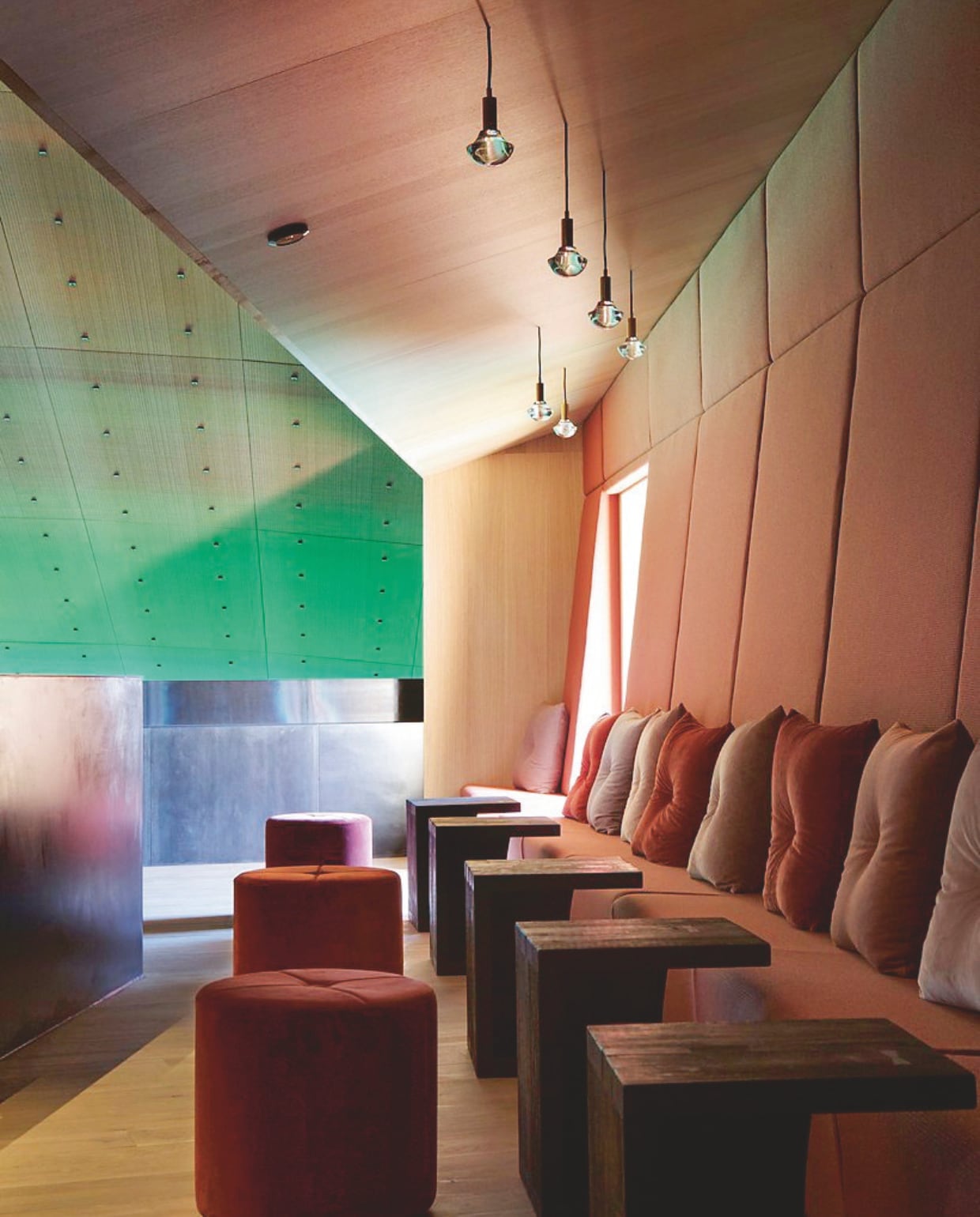 Onderwaterrestaurant Under in Lindesnes, Noorwegen. Het interieur. vtwonen 05-2025 wow-inspiratie | tekst Jackie Oomen | fotografie Inger Marie Grini