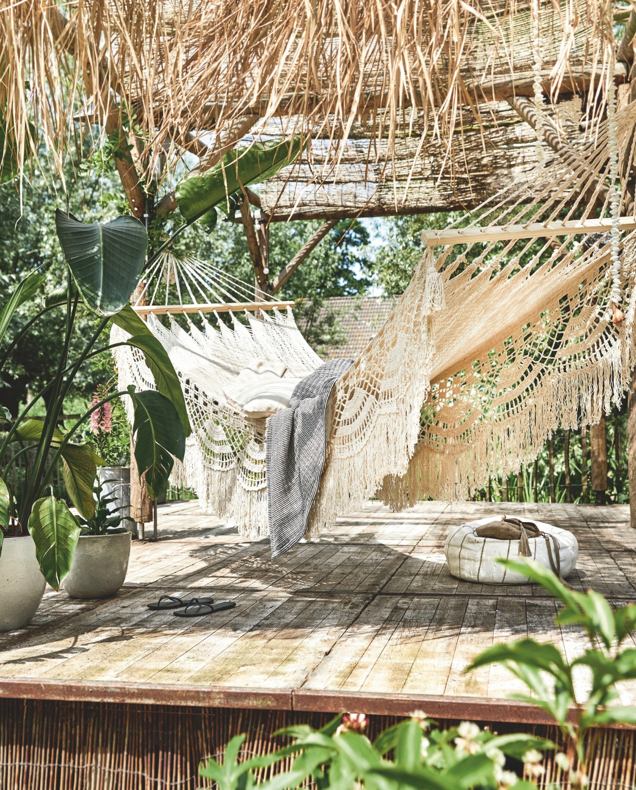 Alle items in beeld zijn privébezit. vtwonen zomerboek 2025 | styling Marit Saladini | fotografie Bart Brussee