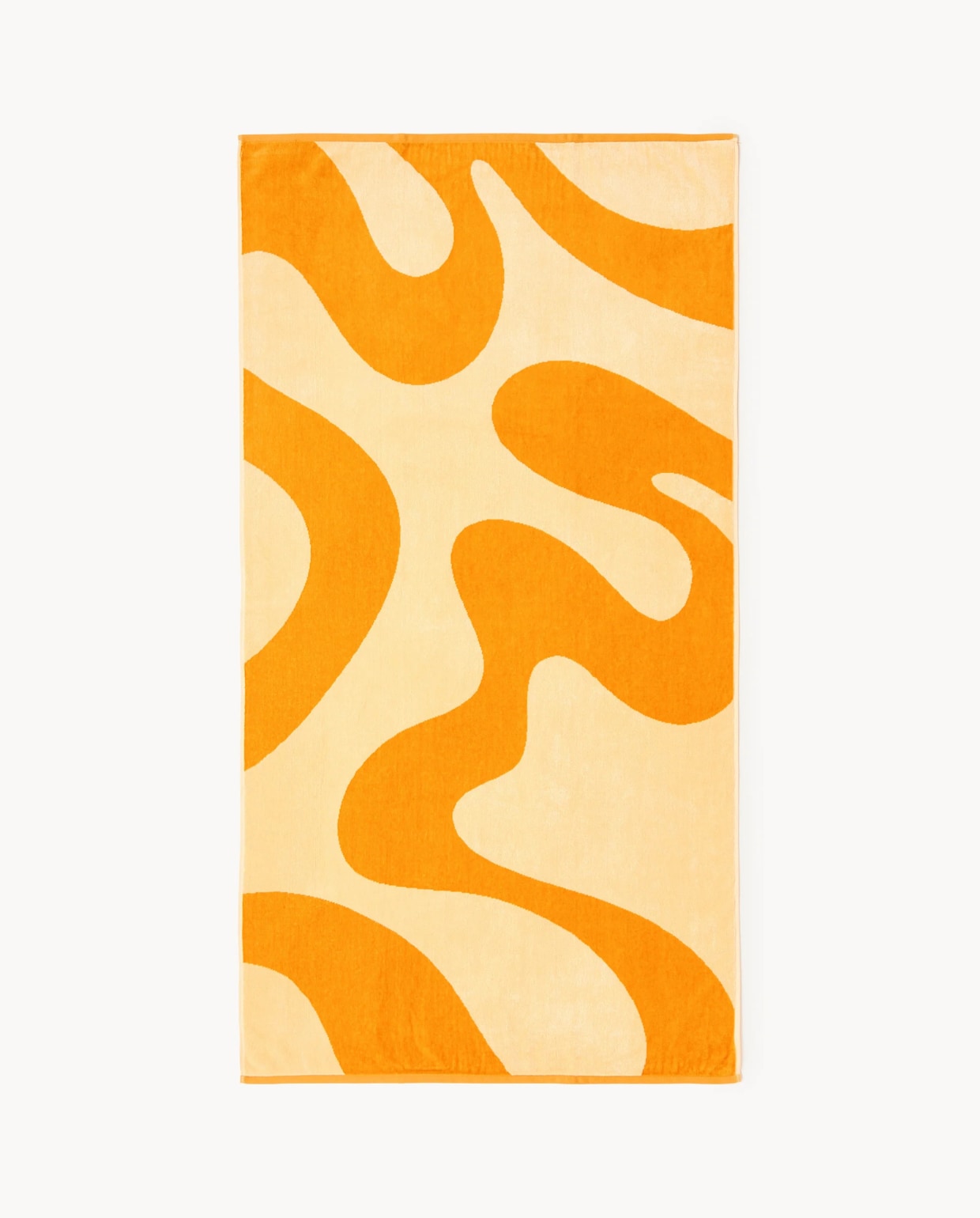 Katoenen Velours strandlaken Pia, 170x90 cm €34,99,- (westwing.nl). vtwonen