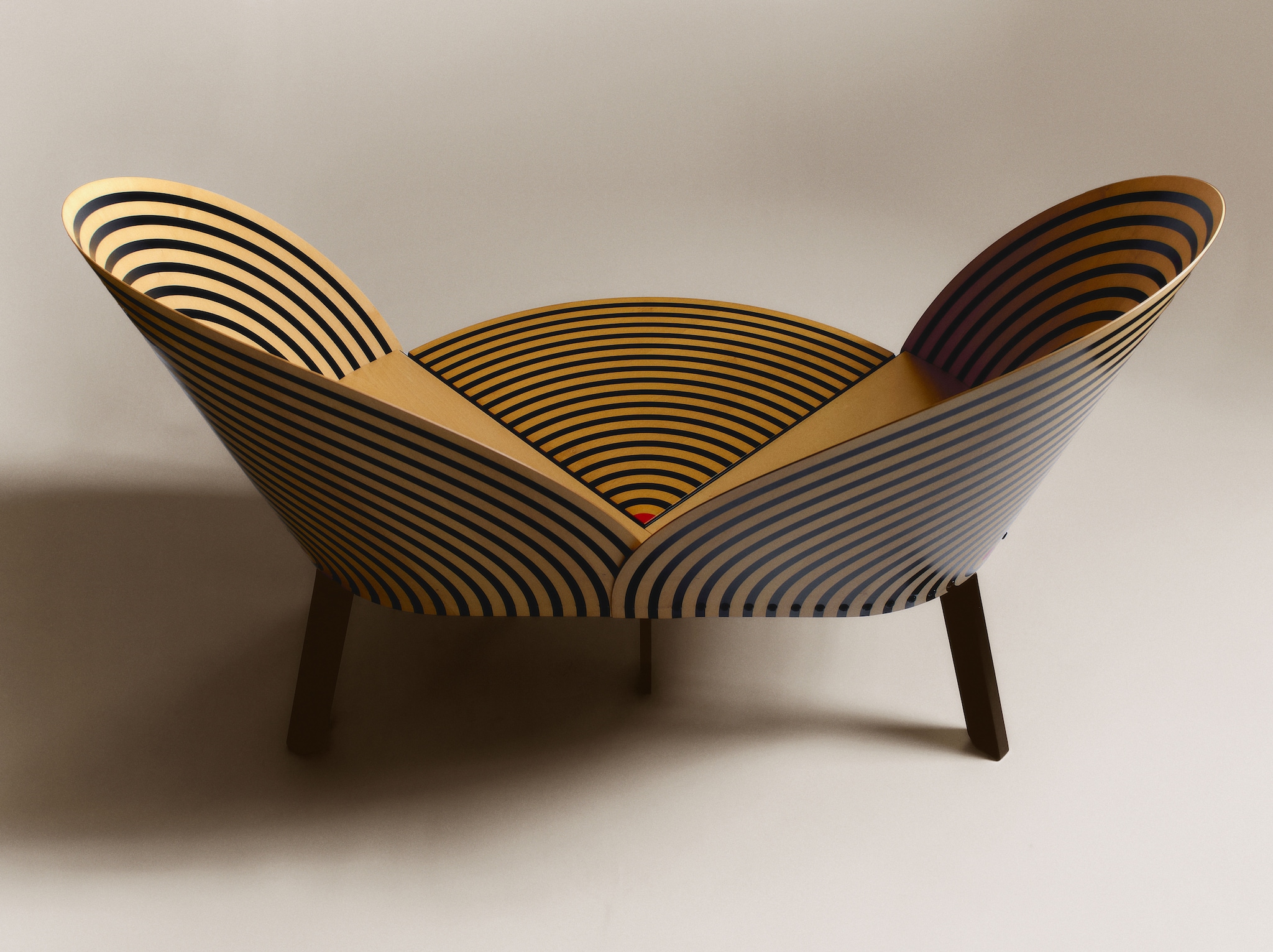 Bench for Two | ontworpen door Nanna Ditzel  fredericia.com