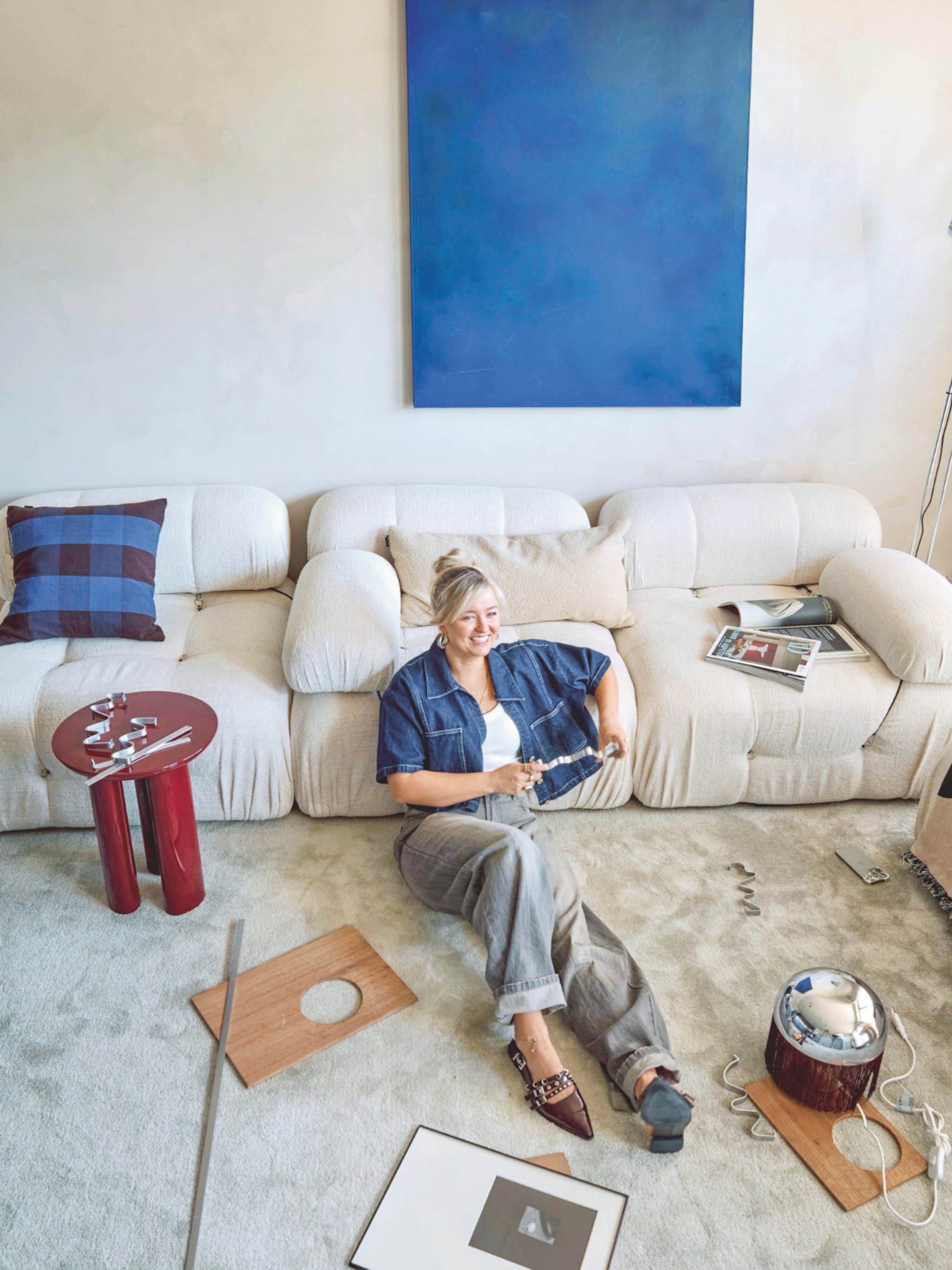 binnenkijken in een mid century modern woning vol slimme diy woonoplossingen