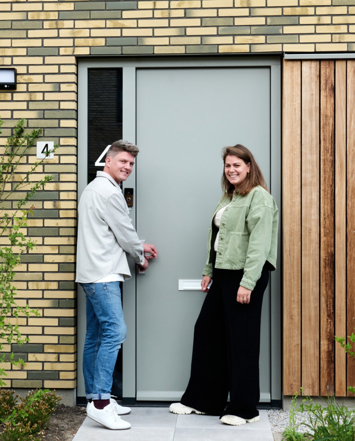 Joline en Joacim voor hun nieuwe huis vtwonen