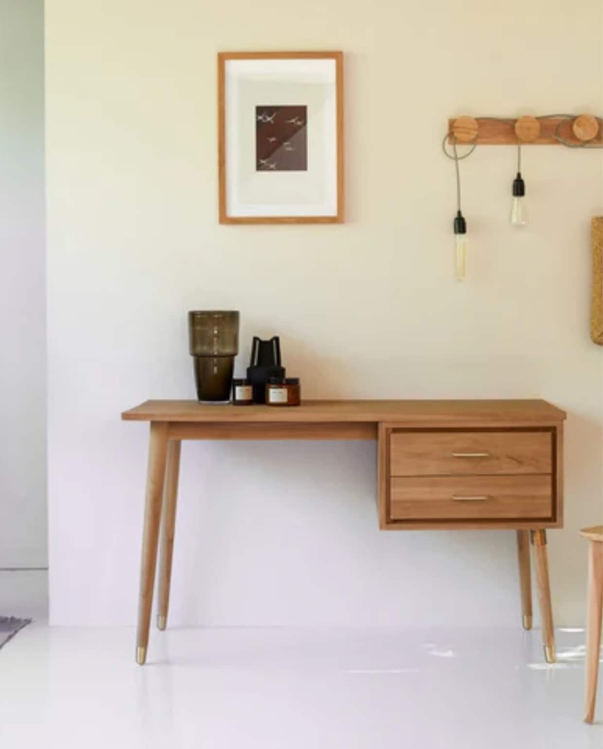 Shop op shop.vtwonen.nl: Tikamoon bureau, teakhout, naturel € 808,90. Tikamoon