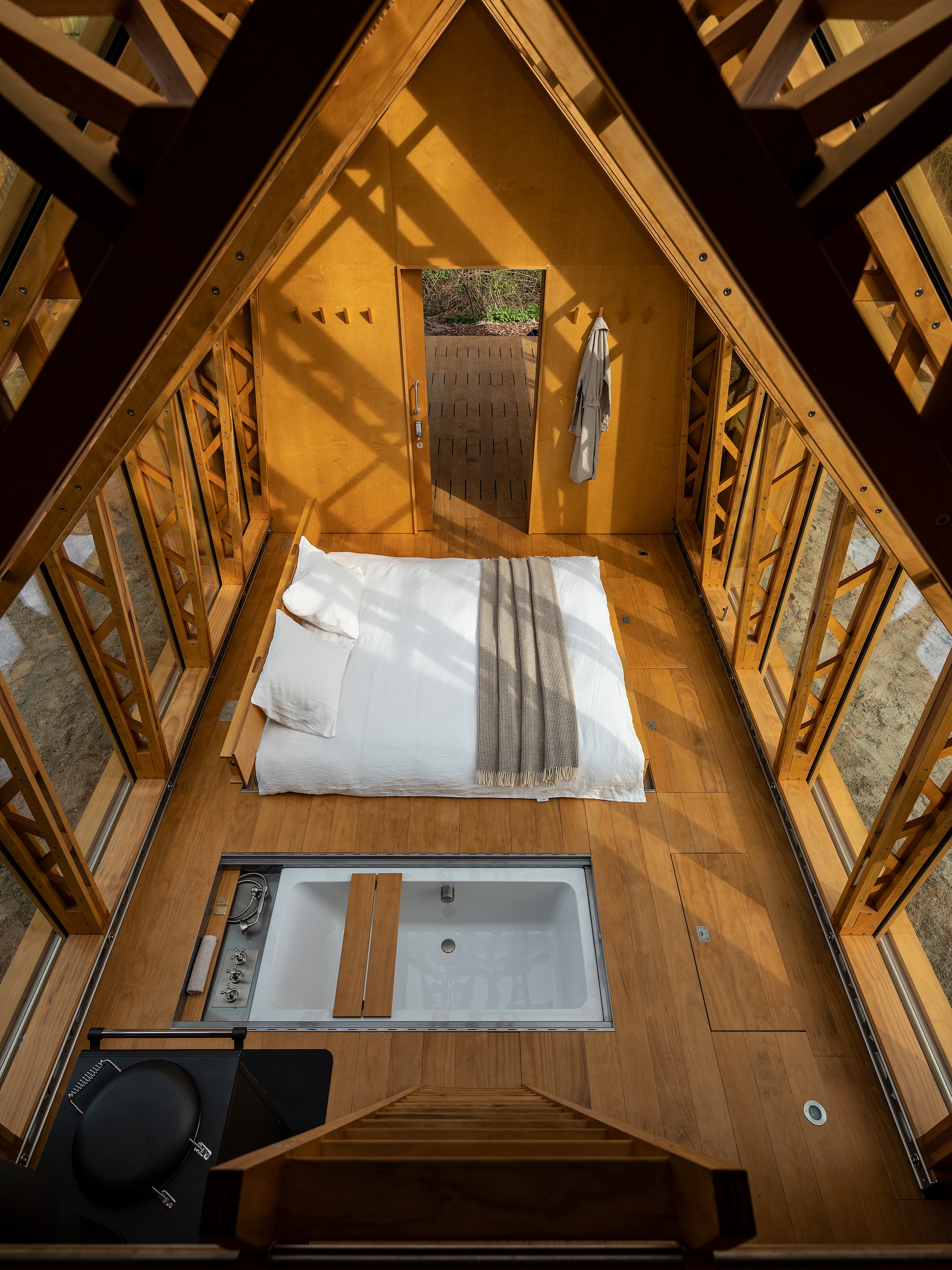 Wooninspiratie met een wowfactor in vtwonen 12-2025 vtwonen 12-2025 | beeld: Cabin ANNA