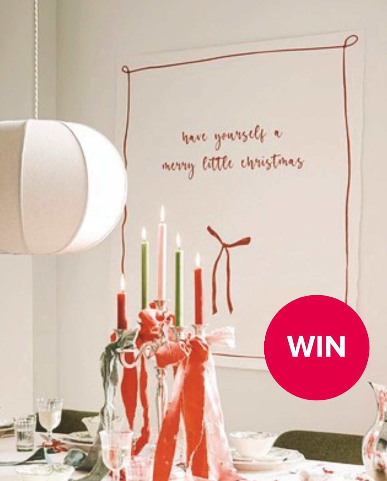 Mo-ca home poster, canvas, eigen ontwerp gedrukt, 120x110 cm (lxb), vanaf € 16,95 (mo-cahome.com). vtwonen kerstboek 2025 | styling Danielle Verheul | fotografie Sjoerd Eickmans