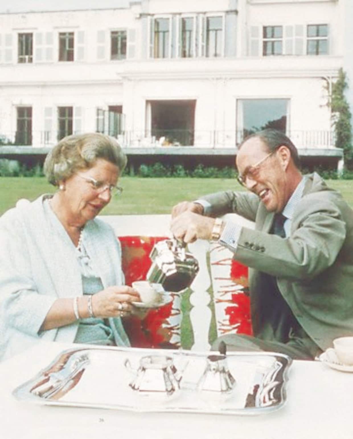 • paleissoestdijk.nl vtwonen kerst NOW 10-2025 | fotografie Rousel / RVD | productie en tekst Roos Stalpers & Fee van 't Veen