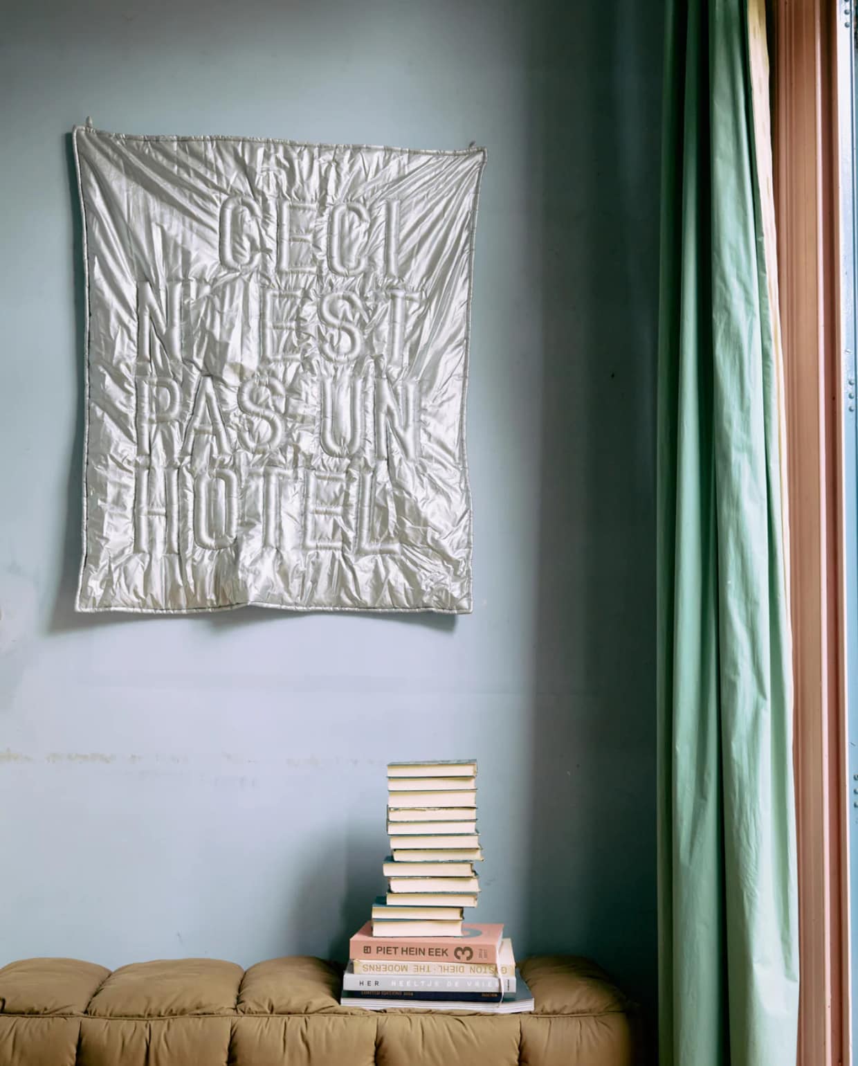 HKliving wanddecoratie – Ceci n'est pas un hôtel HKliving