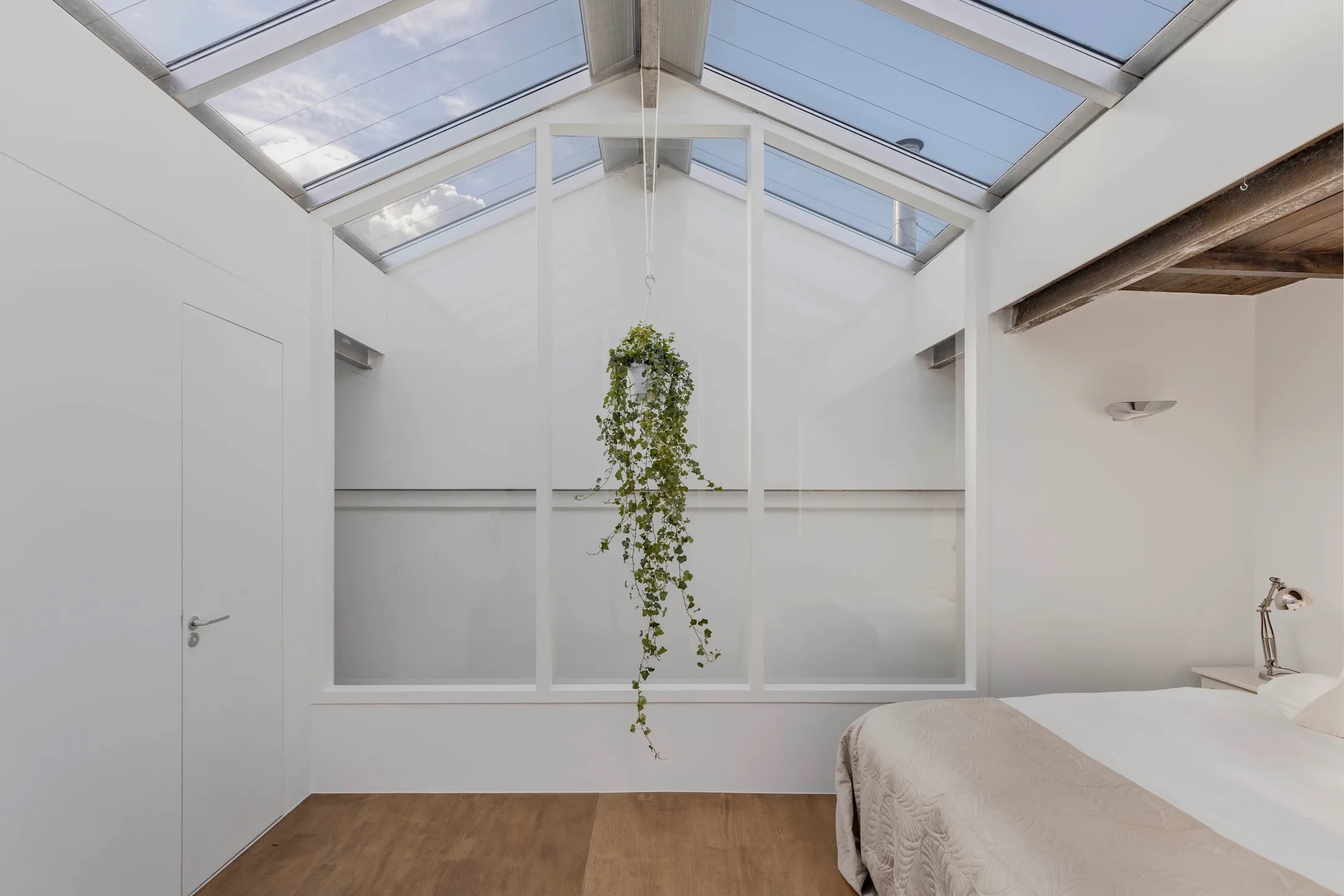 Funda - DSTRCT Amsterdam