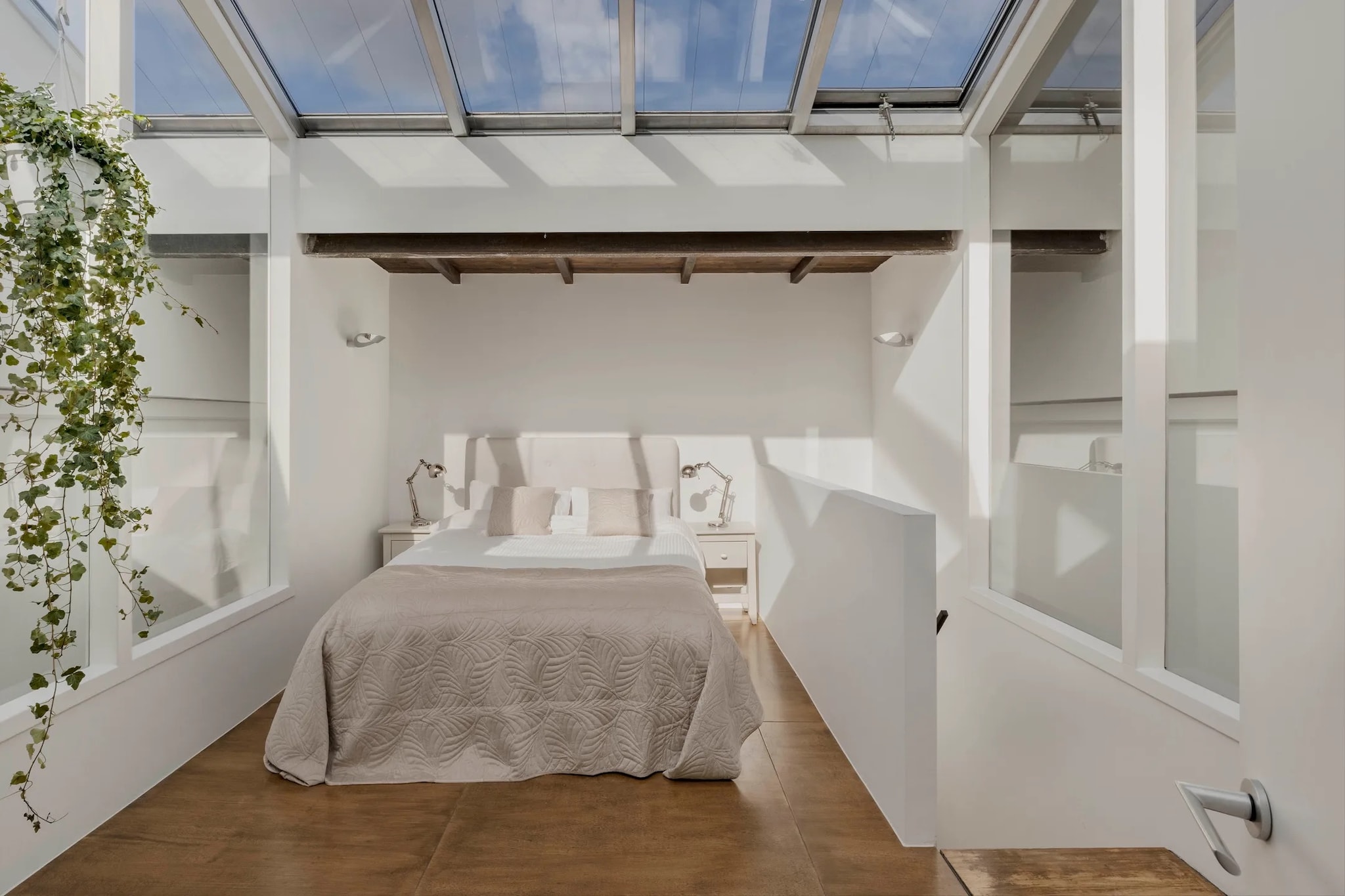 Funda - DSTRCT Amsterdam