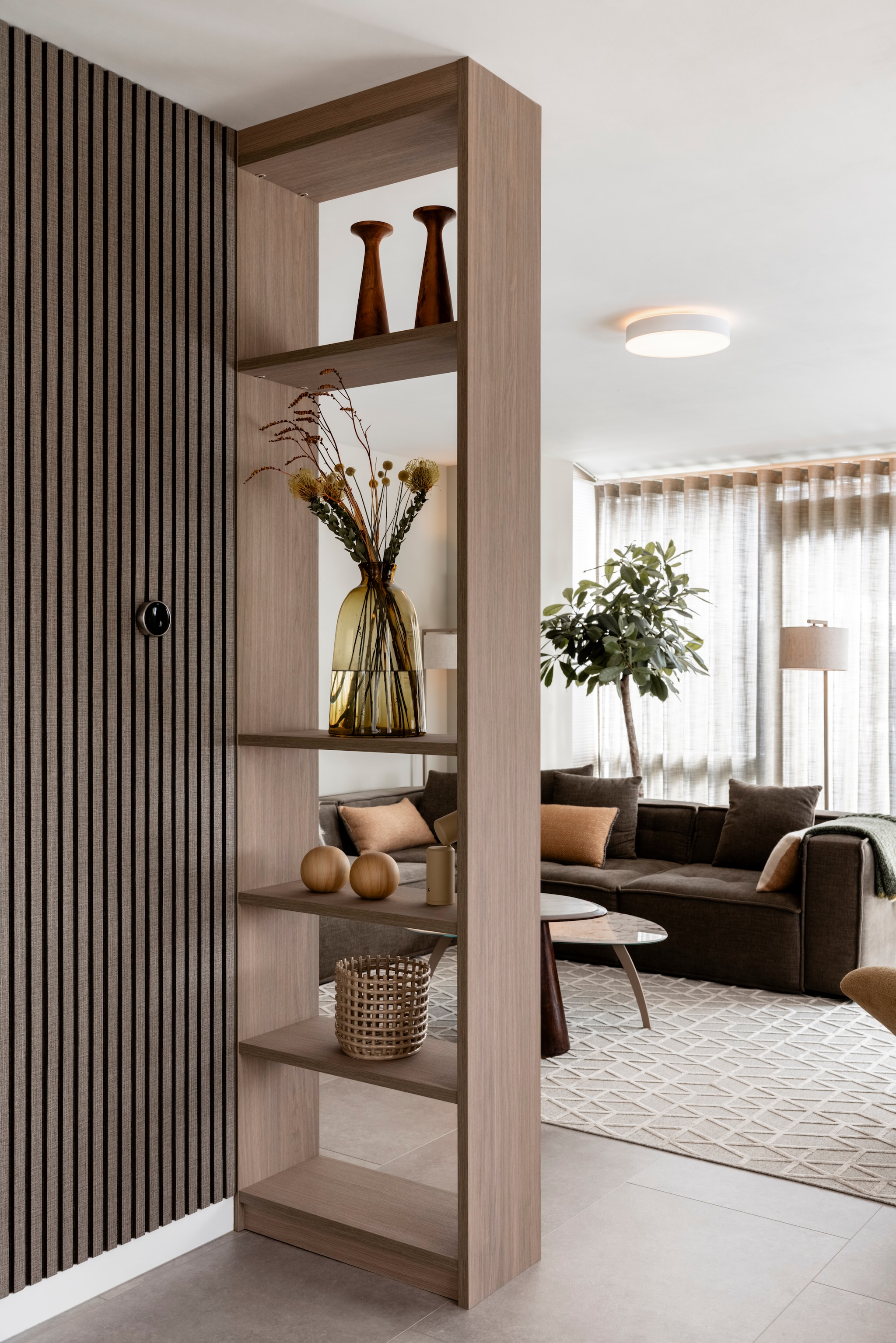 vtwonen Weer verliefd op je huis aflevering 10 seizoen 23 2025, zitkamer vtwonen Weer verliefd op je huis aflevering 10 seizoen 23 2025 | styling Fietje Bruijn | fotografie Margriet Hoekstra